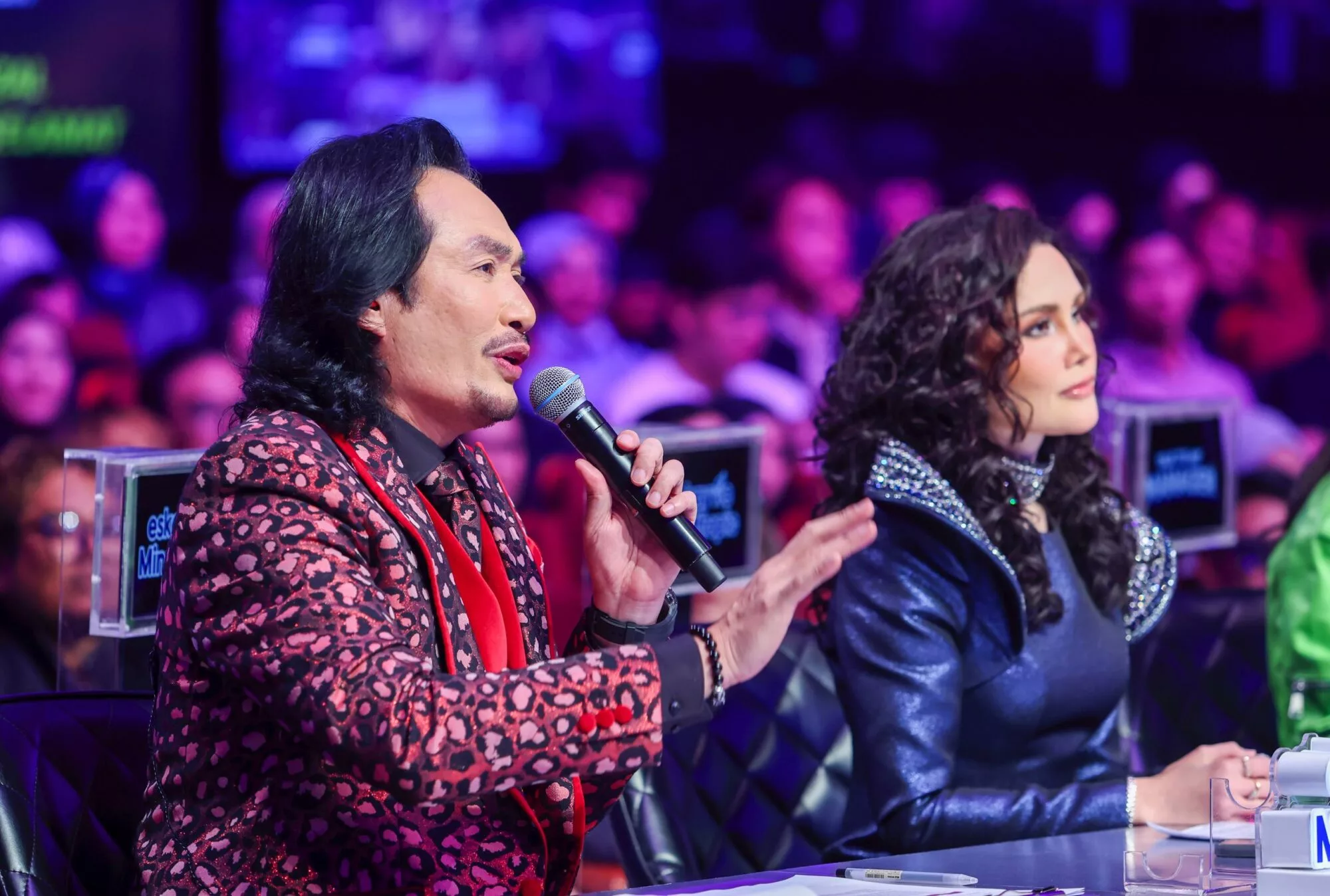 “Kita Ada Empat Juri Yang Berbeza Pendapat, Namun…,” - Sepakat Angkat Anggrek & Adira Juara TTMM2, AC Mizal Ulas Tentang Penjurian 7 “Kita Ada Empat Juri Yang Berbeza Pendapat, Namun…,” – Sepakat Angkat Anggrek & Adira Juara TTMM2, AC Mizal Ulas Tentang Penjurian