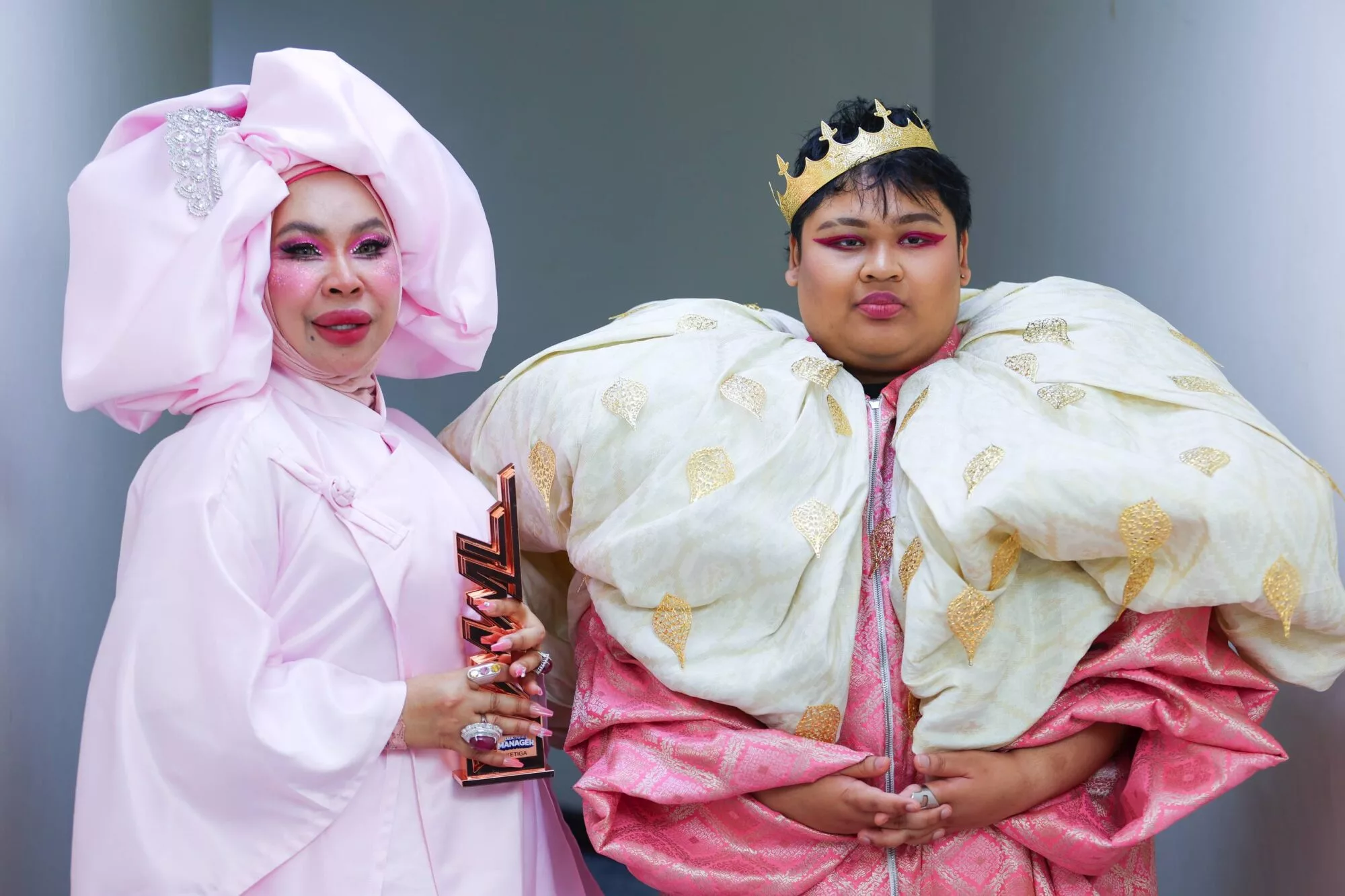 “Kalau Ada Yang Nak Dekat, Biarlah Dia Lebih Berjaya Dari Mama,” - Cik B Tak Mahu Ibunya Dibutakan Oleh Cinta, Elak Lelaki ‘Red Flag’ 6 “Kalau Ada Yang Nak Dekat, Biarlah Dia Lebih Berjaya Dari Mama,” - Cik B Tak Mahu Ibunya Dibutakan Oleh Cinta, Elak Lelaki ‘Red Flag’