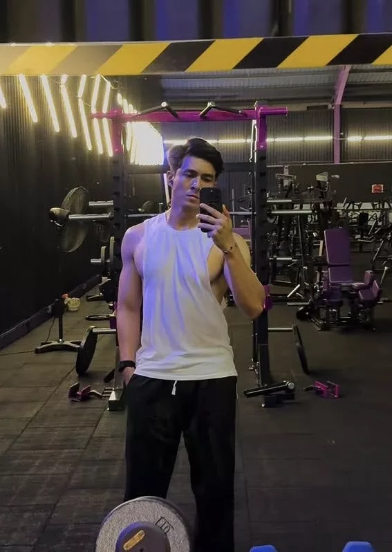 Ezaidi Aziz Dituduh Ada Niat Tak Baik Bila Kembali Bina Badan, Jawab Tuduhan Netizen - “Cukup Saya Sendiri Tahu...” 7 Ezaidi Aziz Dituduh Ada Niat Tak Baik Bila Kembali Bina Badan, Jawab Tuduhan Netizen – “Cukup Saya Sendiri Tahu…”
