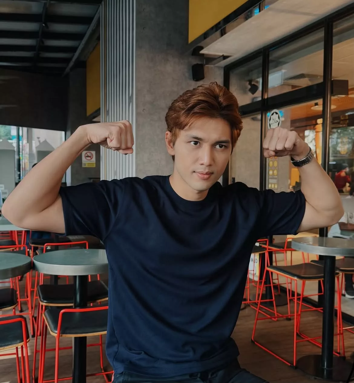 “Sweet Ada ‘Cheat Day’, Tapi Saya Kena Tegas,” - Adam Lee Cerita Cabaran Latih Isteri Turun Berat Badan
