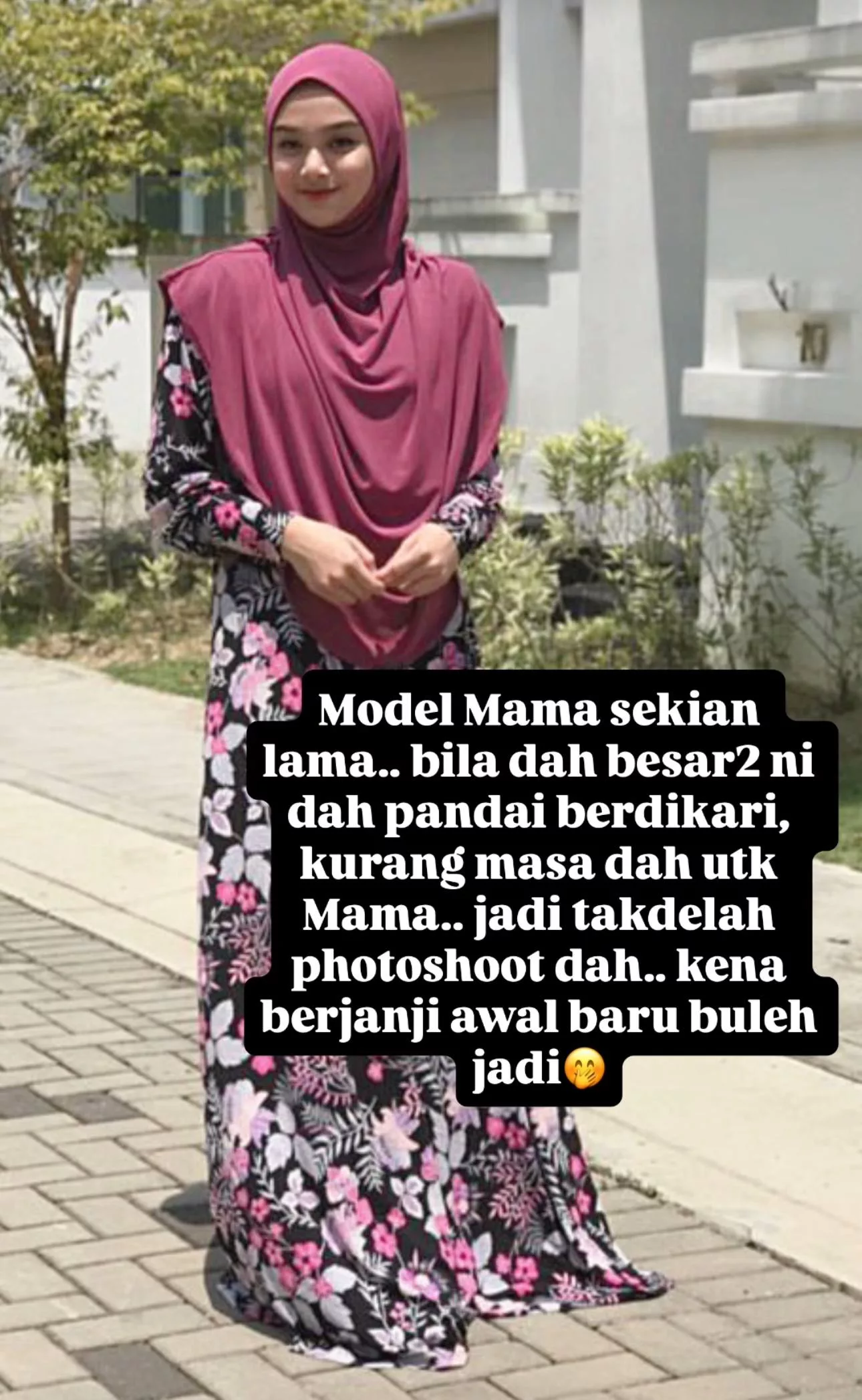 Marissa Genap 21 Tahun, ‘Deep’ Ucapan Hari Jadi Daripada Abby Abadi - “Lahir Dalam Kereta Pun Mama Yang Sambut.” 11 Marissa Genap 21 Tahun, ‘Deep’ Ucapan Hari Jadi Daripada Abby Abadi – “Lahir Dalam Kereta Pun Mama Yang Sambut.”