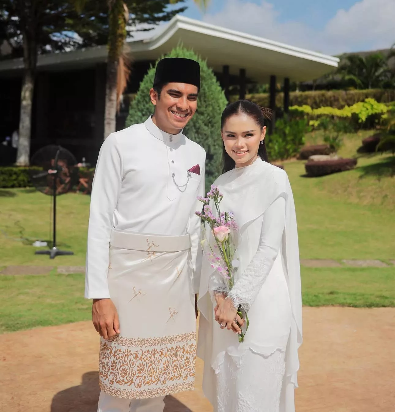 “Hampir Semua Orang Menitiskan Air Mata,” - Didi Astillah 9 “Hampir Semua Orang Menitiskan Air Mata,” – Didi Astillah
