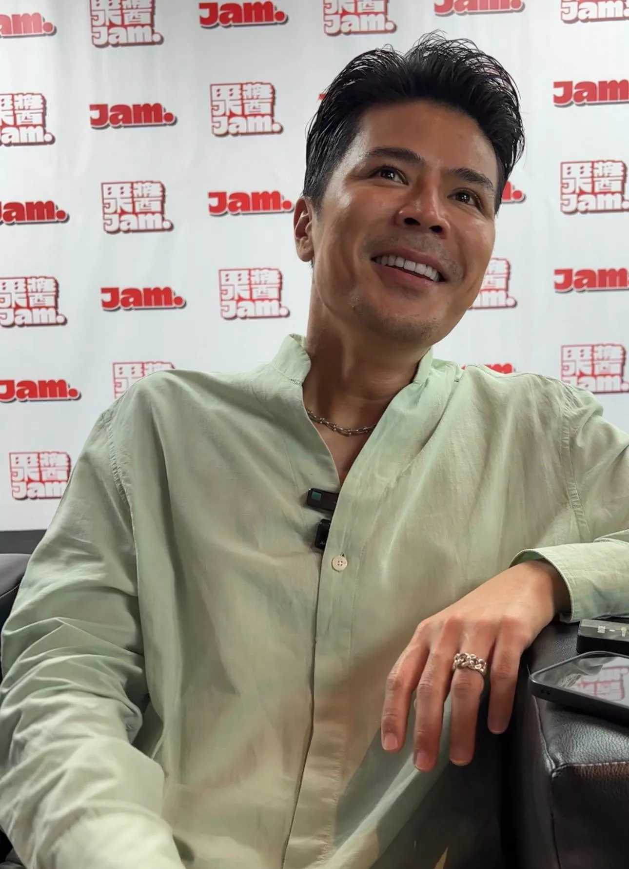 Awal Ashaari Manfaat Pengalaman Jadi ‘Live Host’ Platform E-Dagang, Tak Perlu Buat Hal Merepek – “Kena Bersiaran Dua Jam, Dulu Pernahlah Masa Buat AJL.”