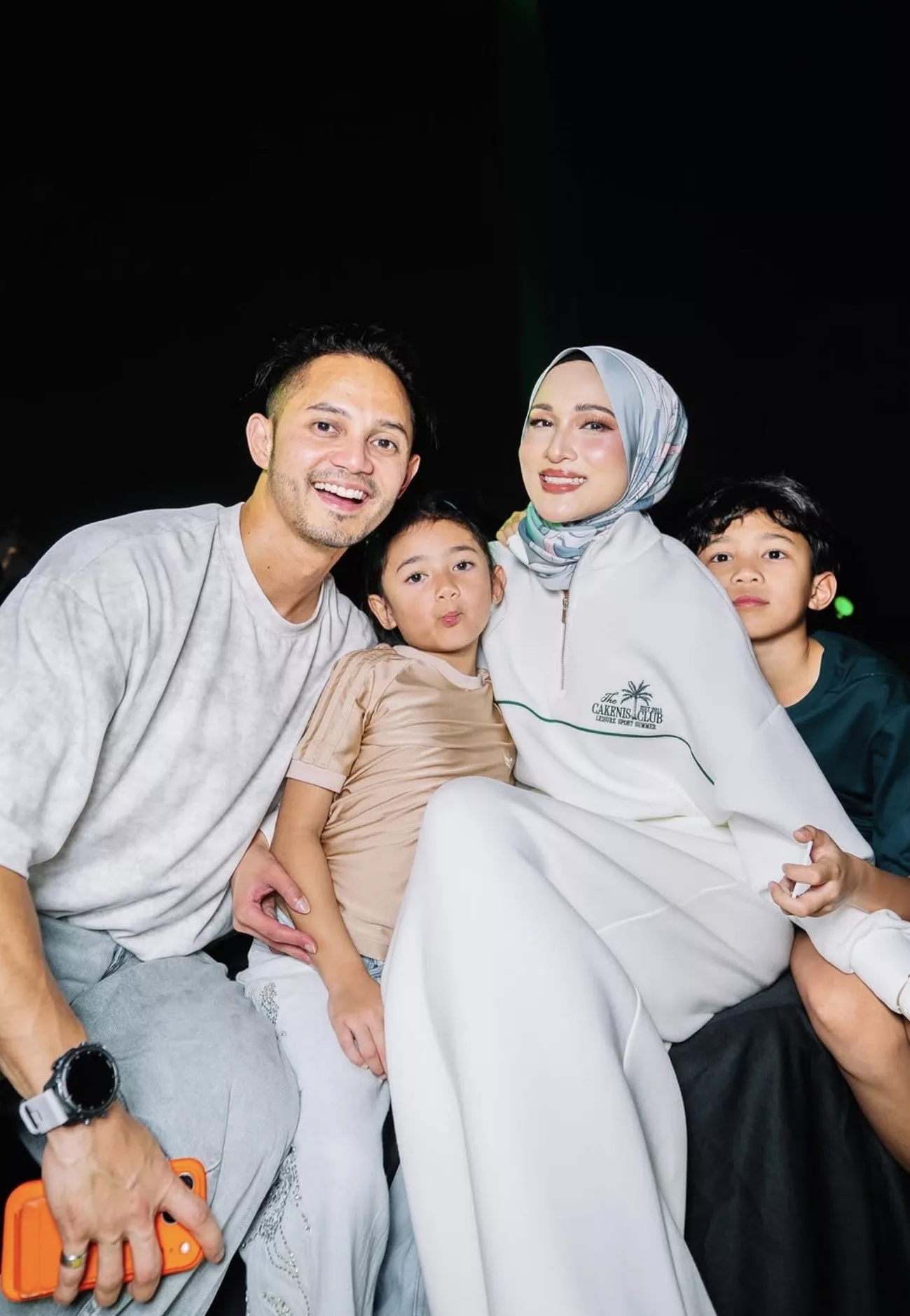 Hanis Zalikha Cerita Rahsia Sukses Bina Empayar Bermula Sekadar Cuba-Cuba Dari Tudung Hingga Ke Pelbagai Segmen, Kini 10 Tahun Bertahan!