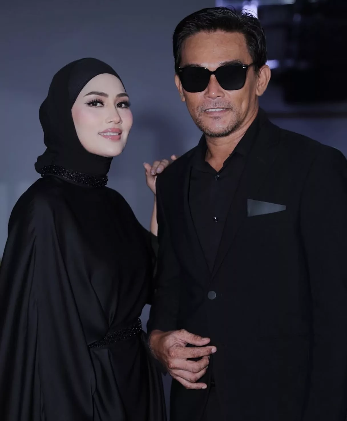 Ada Penonton Kritik, Fasha Sandha Pertahan Johan As’ari – “Saya Pasti ‘Back Up’ Hero Saya.”