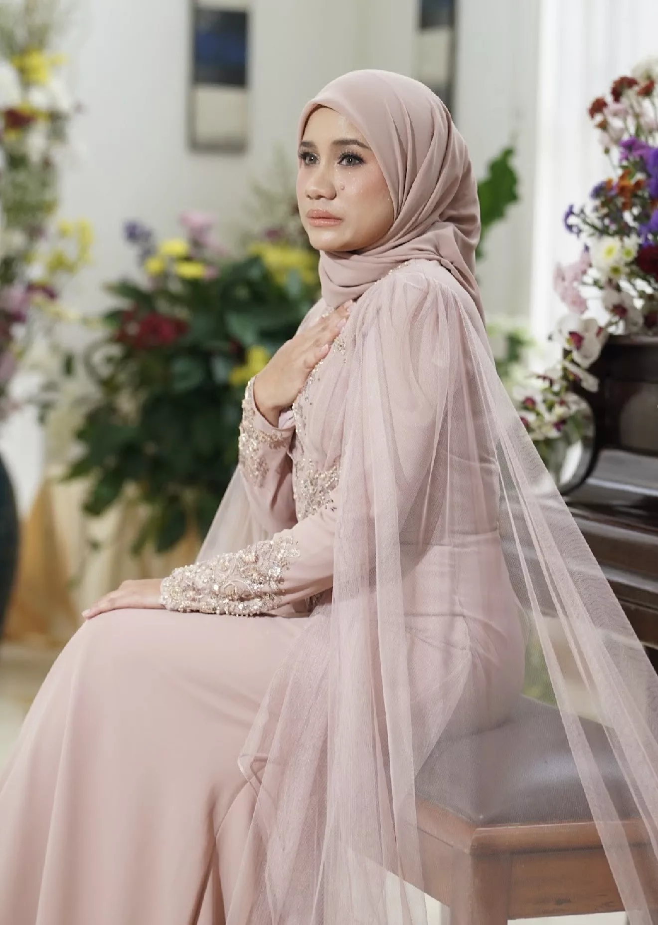 “Saya Termenangis, Sudah Lama Nantikan Detik Ini,” - ‘Comeback’ Serius Mila Jirin Selepas 10 Tahun, Tegas Belum Mahu Bersara 10 “Saya Termenangis, Sudah Lama Nantikan Detik Ini,” – ‘Comeback’ Serius Mila Jirin Selepas 10 Tahun, Tegas Belum Mahu Bersara