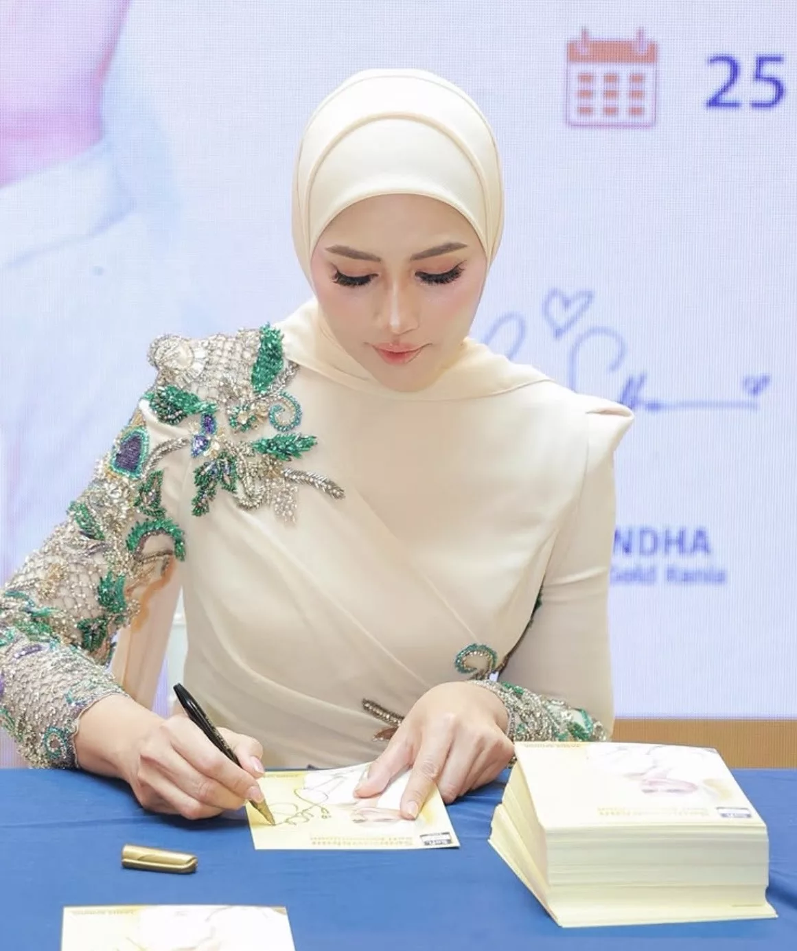 Fasha Sandha Pegang Prinsip ‘Never Explain Yourself’, Enggan Layan Kecaman Netizen – “Tak Perlu Jelas Semua Benda.”