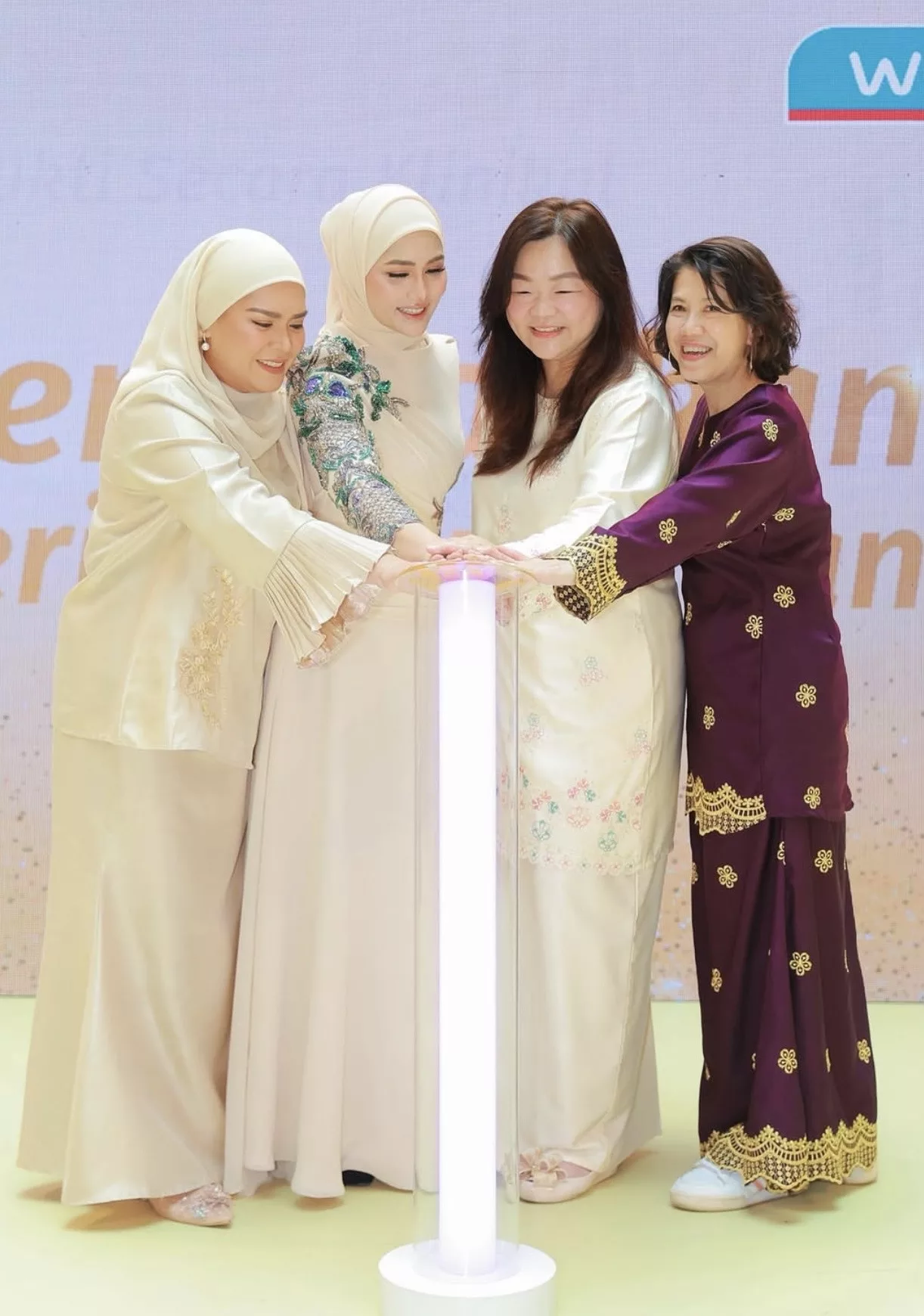 Fasha Sandha Pegang Prinsip ‘Never Explain Yourself’, Enggan Layan Kecaman Netizen – “Tak Perlu Jelas Semua Benda.”