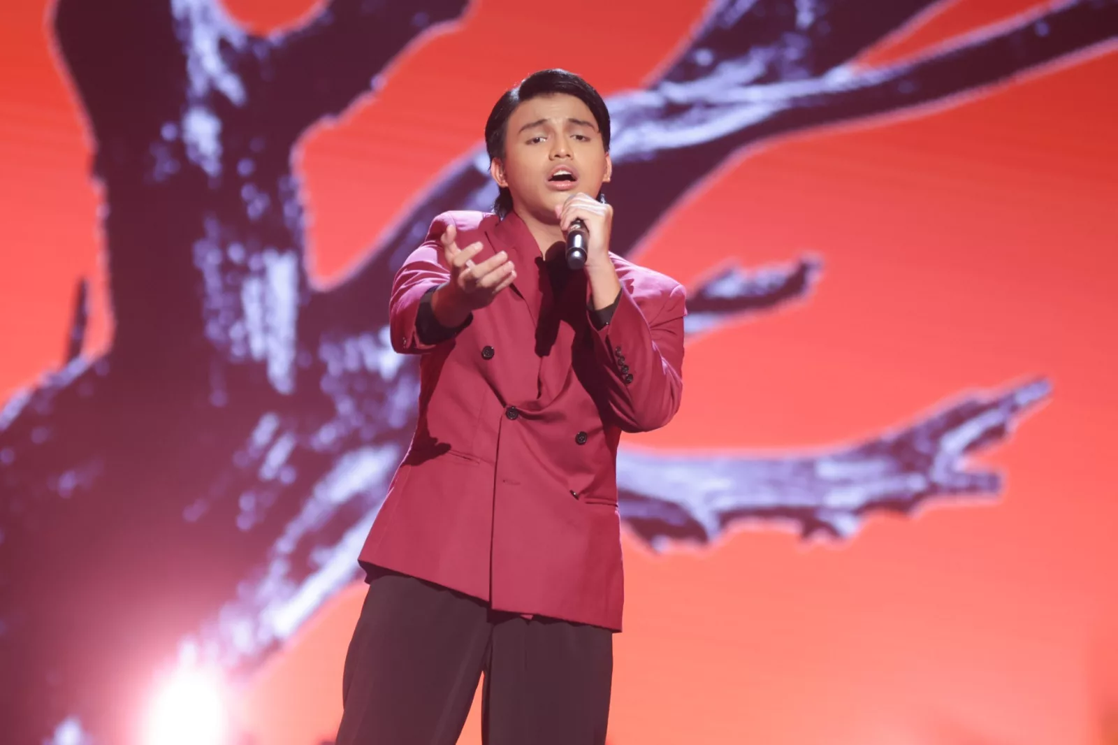 “Memang Rasa Nak Jatuh, Tak Boleh Kawal Diri,” - Rieffa Akui Gagal Kawal Emosi, Namun Tetap Percaya Rezeki Allah SWT 13 “Memang Rasa Nak Jatuh, Tak Boleh Kawal Diri,” – Rieffa Akui Gagal Kawal Emosi, Namun Tetap Percaya Rezeki Allah SWT
