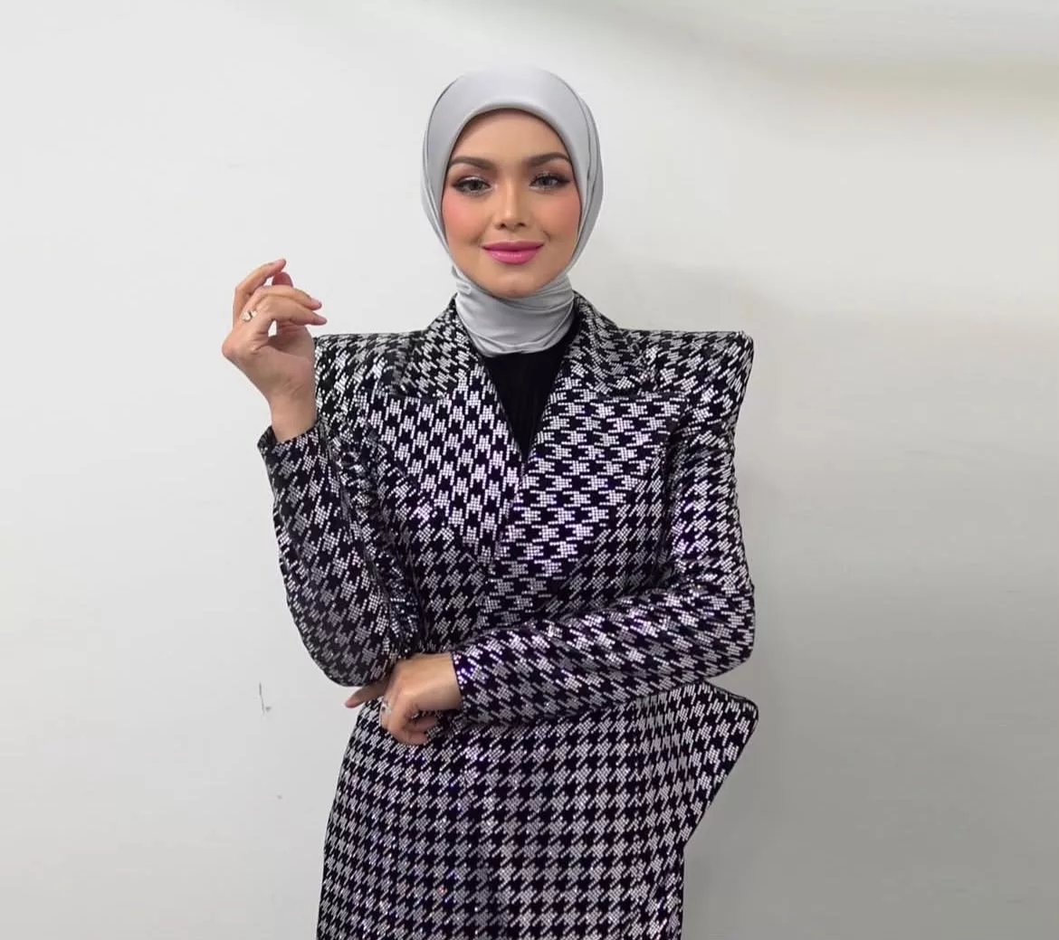 Siti Nurhaliza Dedah Pernah Berehat Setahun Demi IVF, Beri Kata Semangat Buat Wanita Pejuang Zuriat… Sanggup Berhenti Kerja Ikhtiar Miliki Cahaya Mata 6 Siti Nurhaliza Dedah Pernah Berehat Setahun Demi IVF, Beri Kata Semangat Buat Wanita Pejuang Zuriat… Sanggup Berhenti Kerja Ikhtiar Miliki Cahaya Mata