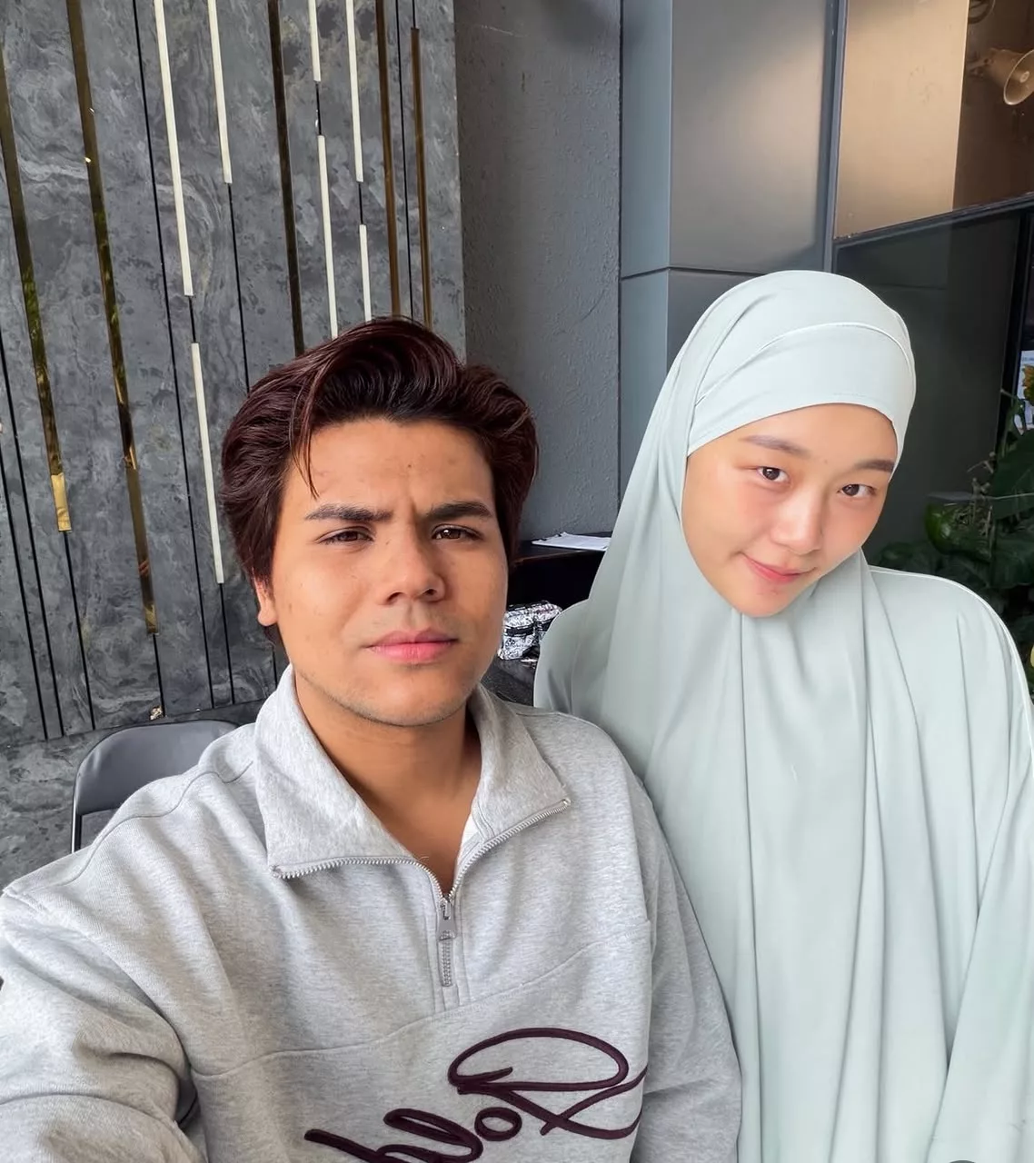 “Hidayah Milik Allah, Kita Hanya Mampu Berusaha," - Ryzal Ibrahim Kongsi Pandangan Matang Isu Cinta Beza Agama 8 “Hidayah Milik Allah, Kita Hanya Mampu Berusaha,” – Ryzal Ibrahim Kongsi Pandangan Matang Isu Cinta Beza Agama