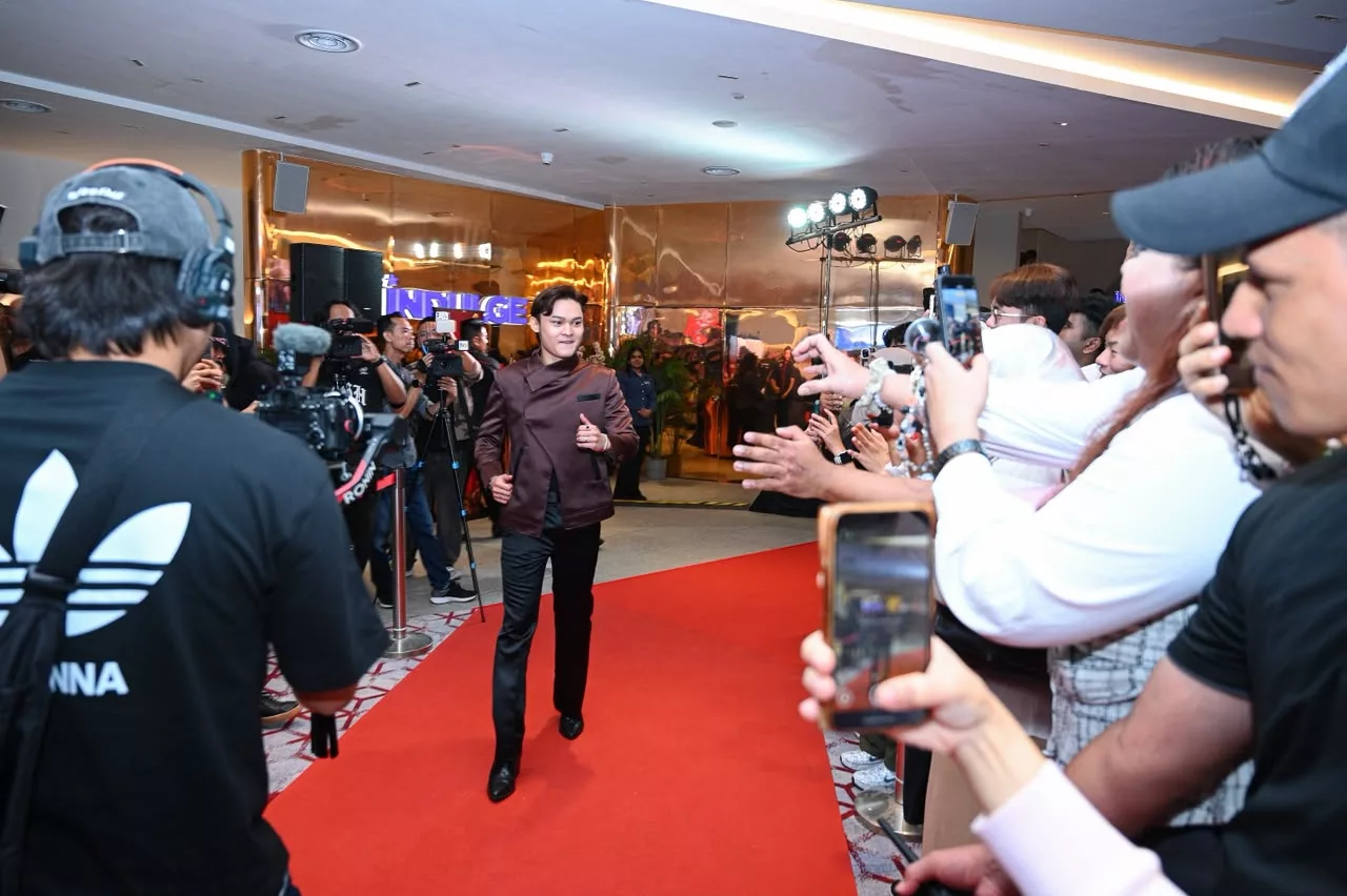 Zaki Yamani Perjelas Hubungan Dengan Hussain, Nafi Dakwaan Hubungan Tak Baik - “Saya Tetap Sokong Dia.” 10 Zaki Yamani Perjelas Hubungan Dengan Hussain, Nafi Dakwaan Hubungan Tak Baik - “Saya Tetap Sokong Dia.”