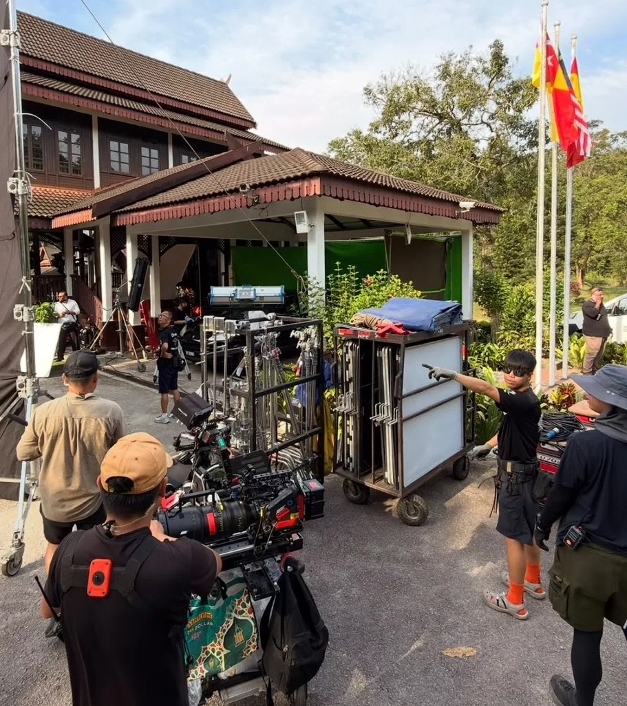Filem Mega Arab Pertaruh Karim Abdel Aziz & Yasmine Sabri, Jalani Sesi Penggambaran Tertutup Lebih Dua Minggu Di Malaysia