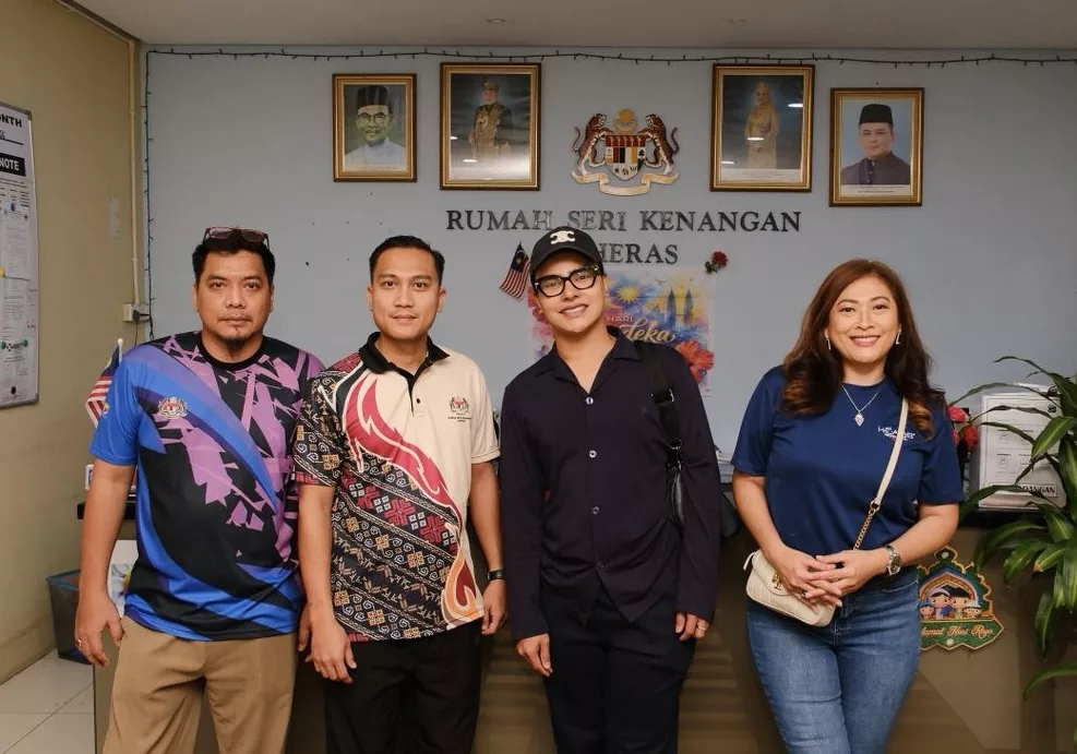 Pempengaruh Diva M Santuni & Potong Rambut Percuma Warga Emas, Sebak Teringat Arwah Ayah - “Allah Beri Saya Peluang Yang Sangat Besar.”