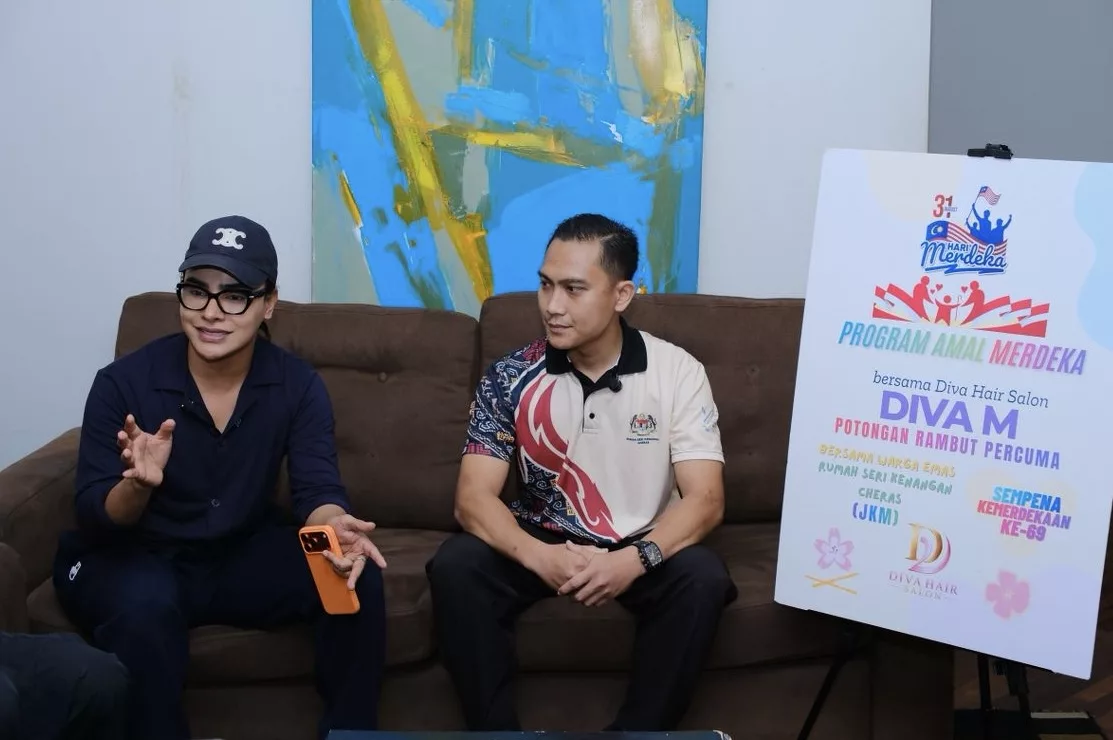 Pempengaruh Diva M Santuni & Potong Rambut Percuma Warga Emas, Sebak Teringat Arwah Ayah - “Allah Beri Saya Peluang Yang Sangat Besar.”