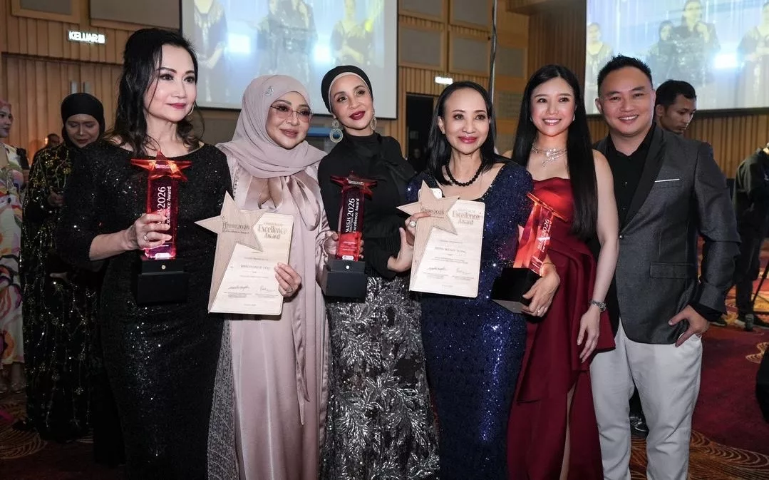 Wendy Wong & Nancie Foo Raih Pengiktirafan Antarabangsa, Mahu Tinggalkan Legasi Sebelum Bersara - "Anugerah Ini Menyuntik Semangat Kami." 9 Wendy Wong & Nancie Foo Raih Pengiktirafan Antarabangsa, Mahu Tinggalkan Legasi Sebelum Bersara - "Anugerah Ini Menyuntik Semangat Kami."