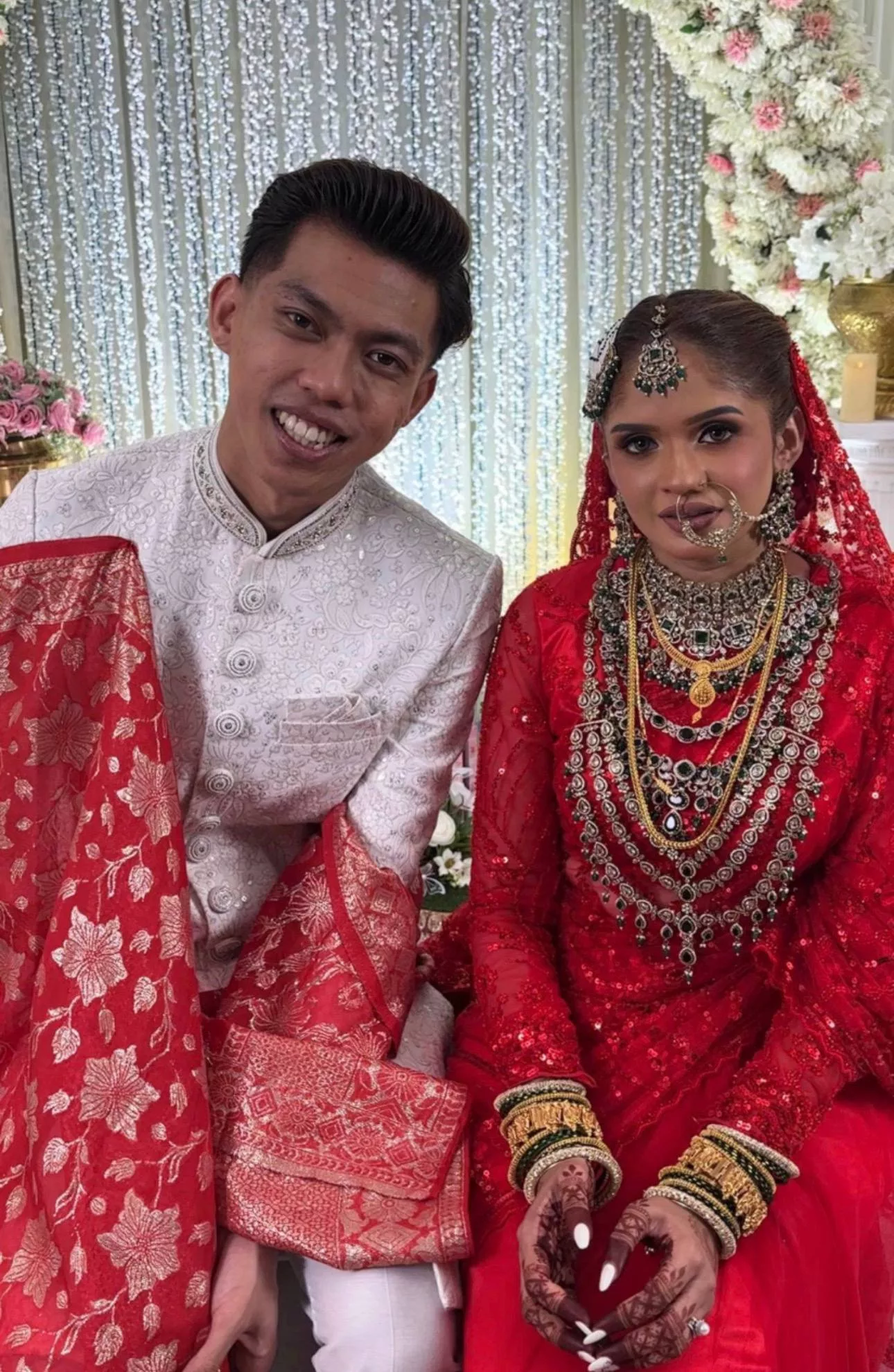“Dia Jadi Tangan Kanan Saya,” - Zubir Khan Syukur Sah Bergelar Suami, Sedia Bimbing Isteri Sebagai Saudara Baharu 10 “Dia Jadi Tangan Kanan Saya,” - Zubir Khan Syukur Sah Bergelar Suami, Sedia Bimbing Isteri Sebagai Saudara Baharu