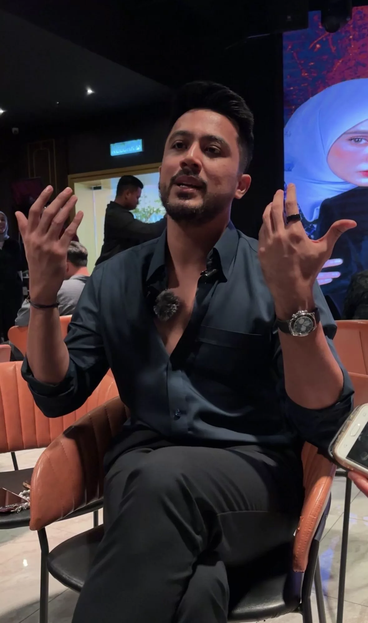 “Kalau Benar, Tentulah Saya Sedih…,” - Aliff Aziz Enggan Ulas Dakwaan Digam Stesen TV, Percaya Rezeki Allah SWT Sentiasa Ada 9 “Kalau Benar, Tentulah Saya Sedih…,” - Aliff Aziz Enggan Ulas Dakwaan Digam Stesen TV, Percaya Rezeki Allah SWT Sentiasa Ada