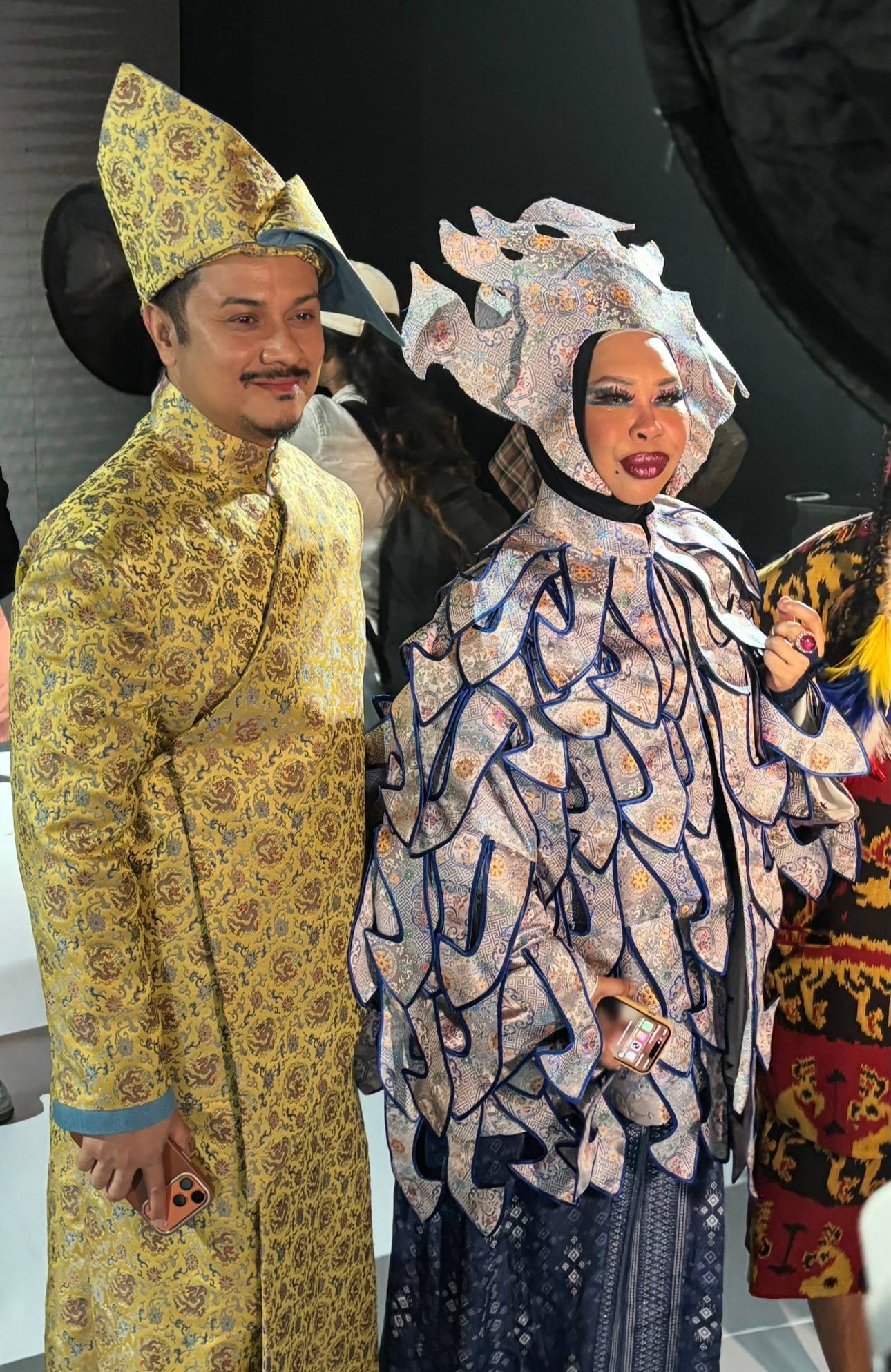 “Bila Waktu Sesuai, Paluan Kompang Itu Akan Jadi Realiti,” - Fazley Yaakob Beri Bayangan Indah Hubungan Dengan Vida, Dengar Ada Jerit ‘Kahwin!’ 7 “Bila Waktu Sesuai, Paluan Kompang Itu Akan Jadi Realiti,” - Fazley Yaakob Beri Bayangan Indah Hubungan Dengan Vida, Dengar Ada Jerit ‘Kahwin!’