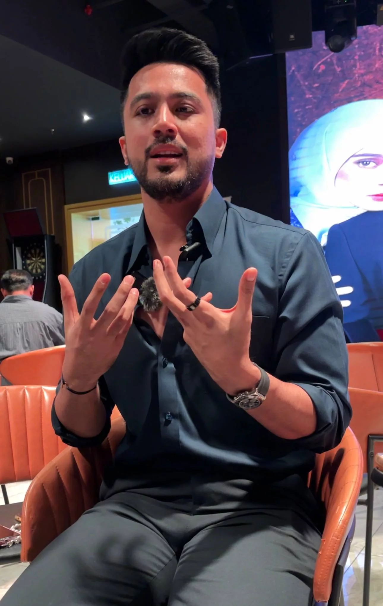 “Sudah Tentu Saya Fikirkan Tanggapan Orang, Namun…,” - Aliff Aziz Tak Peduli Persepsi Berlakon Drama Poligami, Anggap Watak Adli Bahar Sebagai Rezeki 9 “Sudah Tentu Saya Fikirkan Tanggapan Orang, Namun…,” - Aliff Aziz Tak Peduli Persepsi Berlakon Drama Poligami, Anggap Watak Adli Bahar Sebagai Rezeki