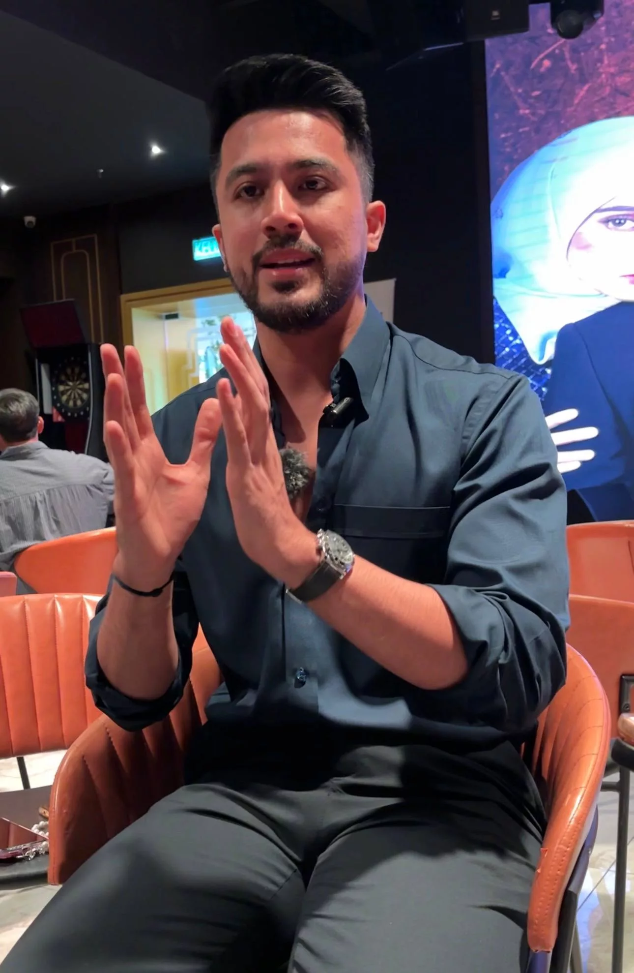 “Sudah Tentu Saya Fikirkan Tanggapan Orang, Namun…,” - Aliff Aziz Tak Peduli Persepsi Berlakon Drama Poligami, Anggap Watak Adli Bahar Sebagai Rezeki 7 “Sudah Tentu Saya Fikirkan Tanggapan Orang, Namun…,” - Aliff Aziz Tak Peduli Persepsi Berlakon Drama Poligami, Anggap Watak Adli Bahar Sebagai Rezeki
