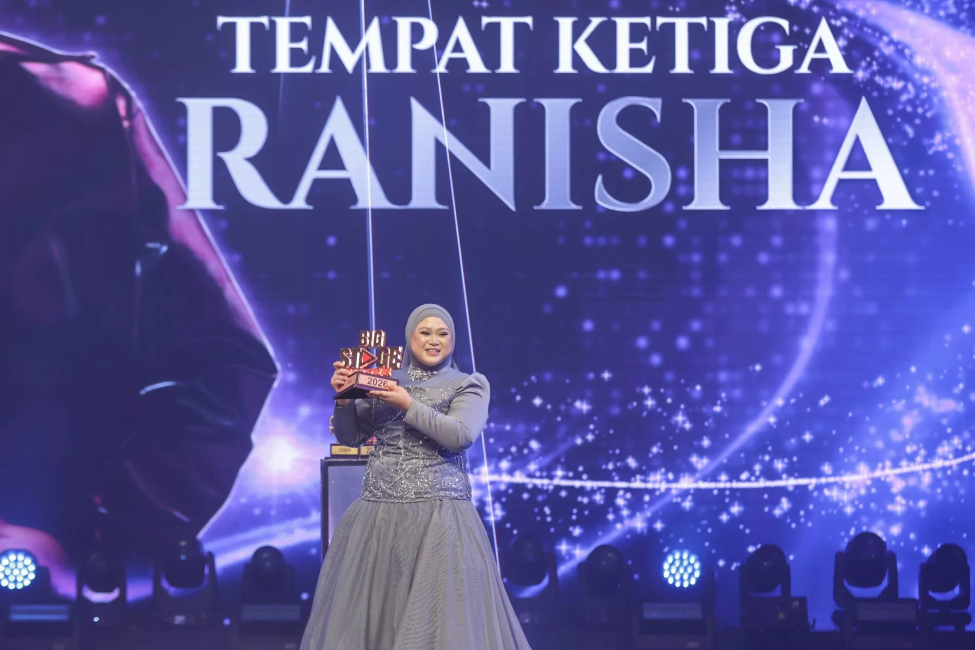 Nenek Meninggal Dunia Menjelang Final, Ranisha Tahan Sebak Demi Persembahan Terbaik - “Berita Pemergian 12 Ogos Lalu, Minggu Ini Sangat Berat.” 8 Nenek Meninggal Dunia Menjelang Final, Ranisha Tahan Sebak Demi Persembahan Terbaik - “Berita Pemergian 12 Ogos Lalu, Minggu Ini Sangat Berat.”