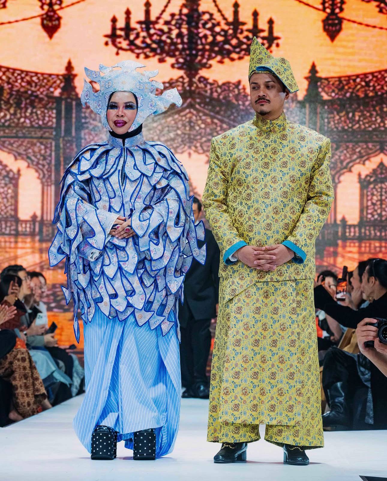 “Rugilah Tak Dapat Baca Update…,” - Fazley Yaakob Sekat Netizen Acah Bagus & Tak Beradab, Seloroh Minta Cadangan Tarikh Majlis Dengan Vida 6 “Rugilah Tak Dapat Baca Update…,” - Fazley Yaakob Sekat Netizen Acah Bagus & Tak Beradab, Seloroh Minta Cadangan Tarikh Majlis Dengan Vida