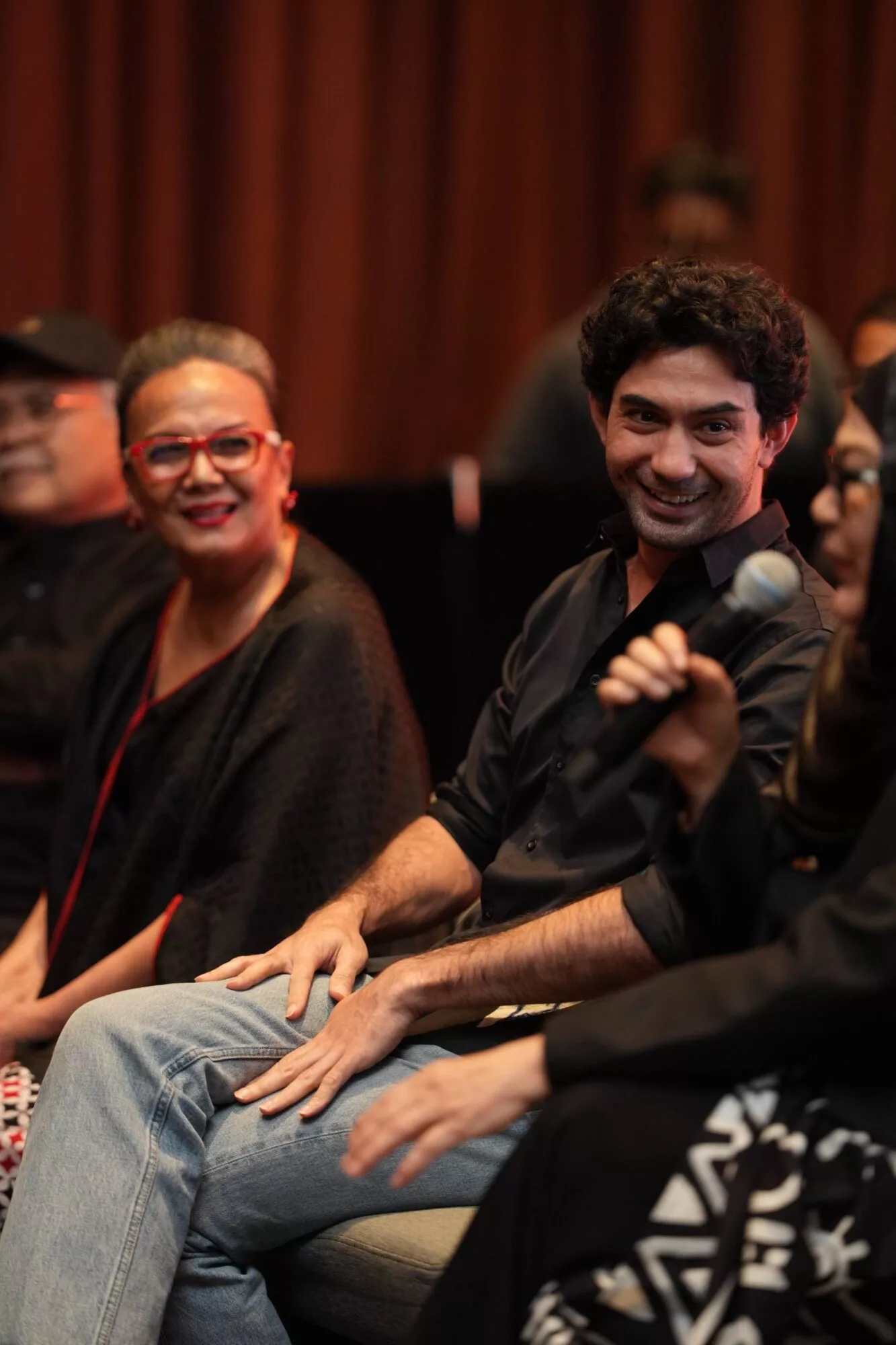 “Walau Sudah Kenal, Bukan Mudah,”- Kekuatan Skrip Jadi Senjata, Erma Fatima Tak Gentar Nak Arahkan Reza Rahadian & Christine Hakim