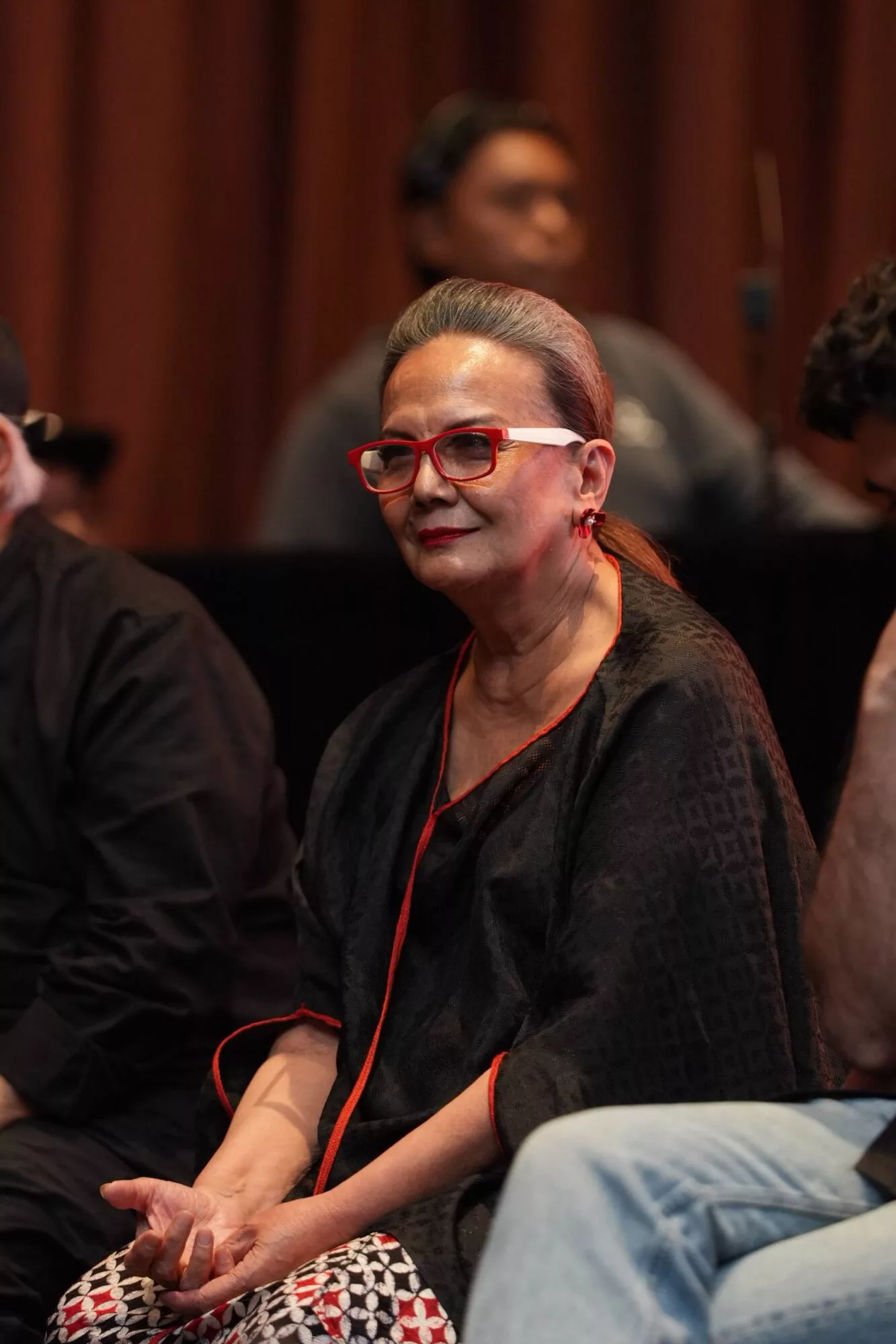 “Walau Sudah Kenal, Bukan Mudah,”- Kekuatan Skrip Jadi Senjata, Erma Fatima Tak Gentar Nak Arahkan Reza Rahadian & Christine Hakim