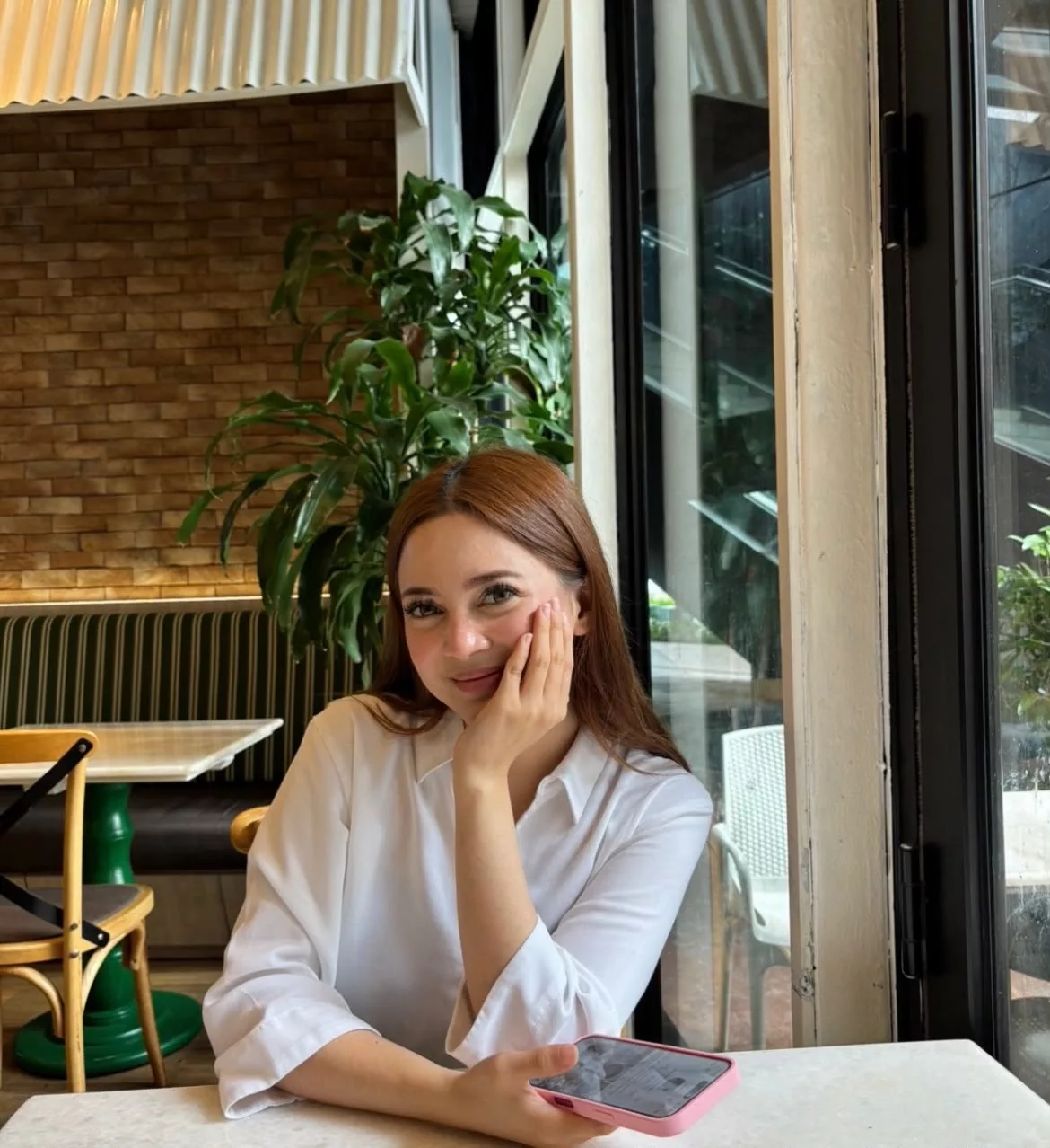 “Tersinggung Itu Tidak, Tapi…,” - Sharmaine Alexander Dedah Perjuangan Lawan Psoriasis Sampai 2 Bulan Tak Keluar, Hargai Dedikasi Fasha Sandha