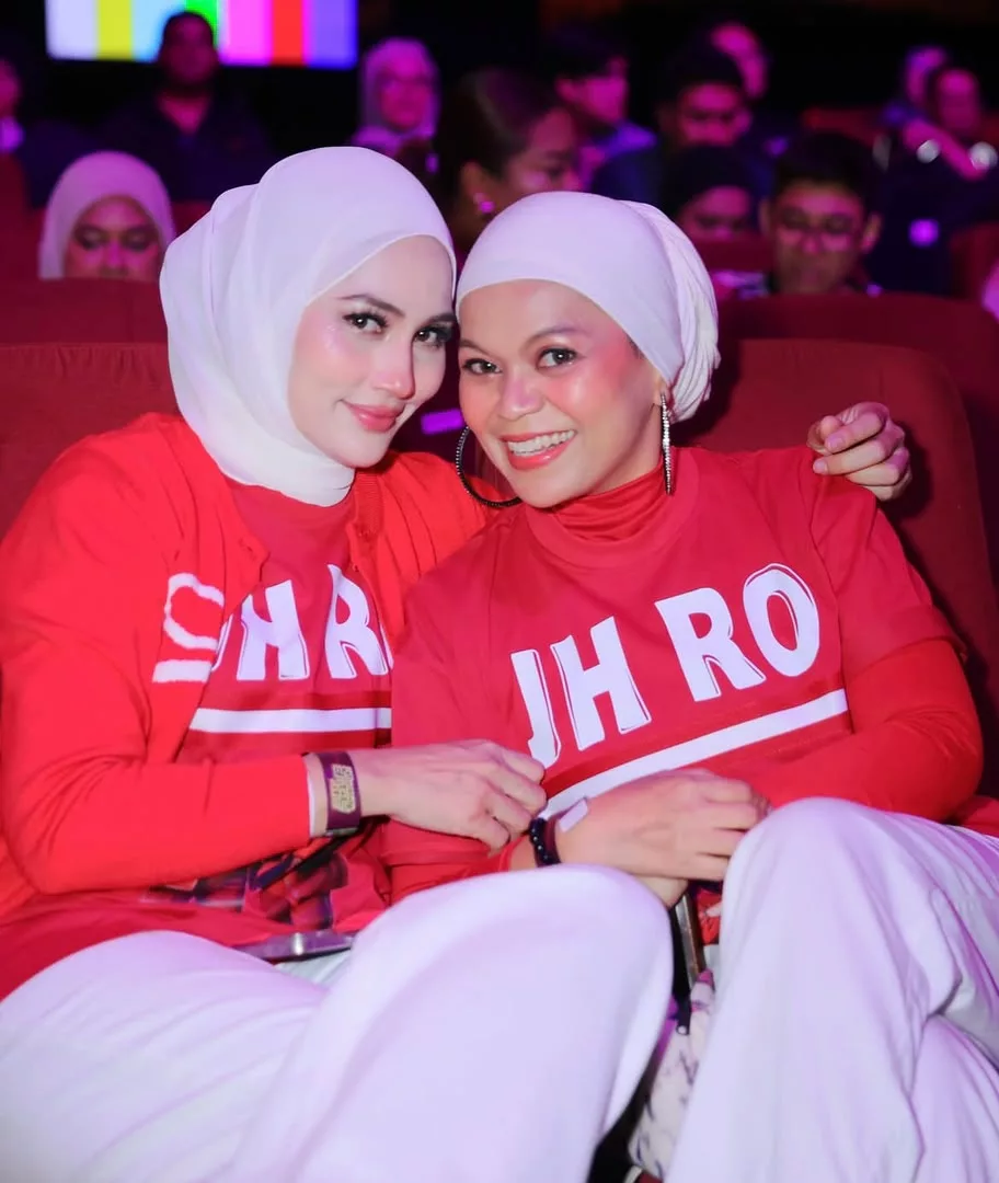 Fasha Sandha Anggap Kak Engku Pengacara ‘Legend’, Bagi 5 Bintang Untuk Minggu Pertama KES - “Sebagai Penonton, Jujur Cakap Rancangan Tu Best Sangat.”