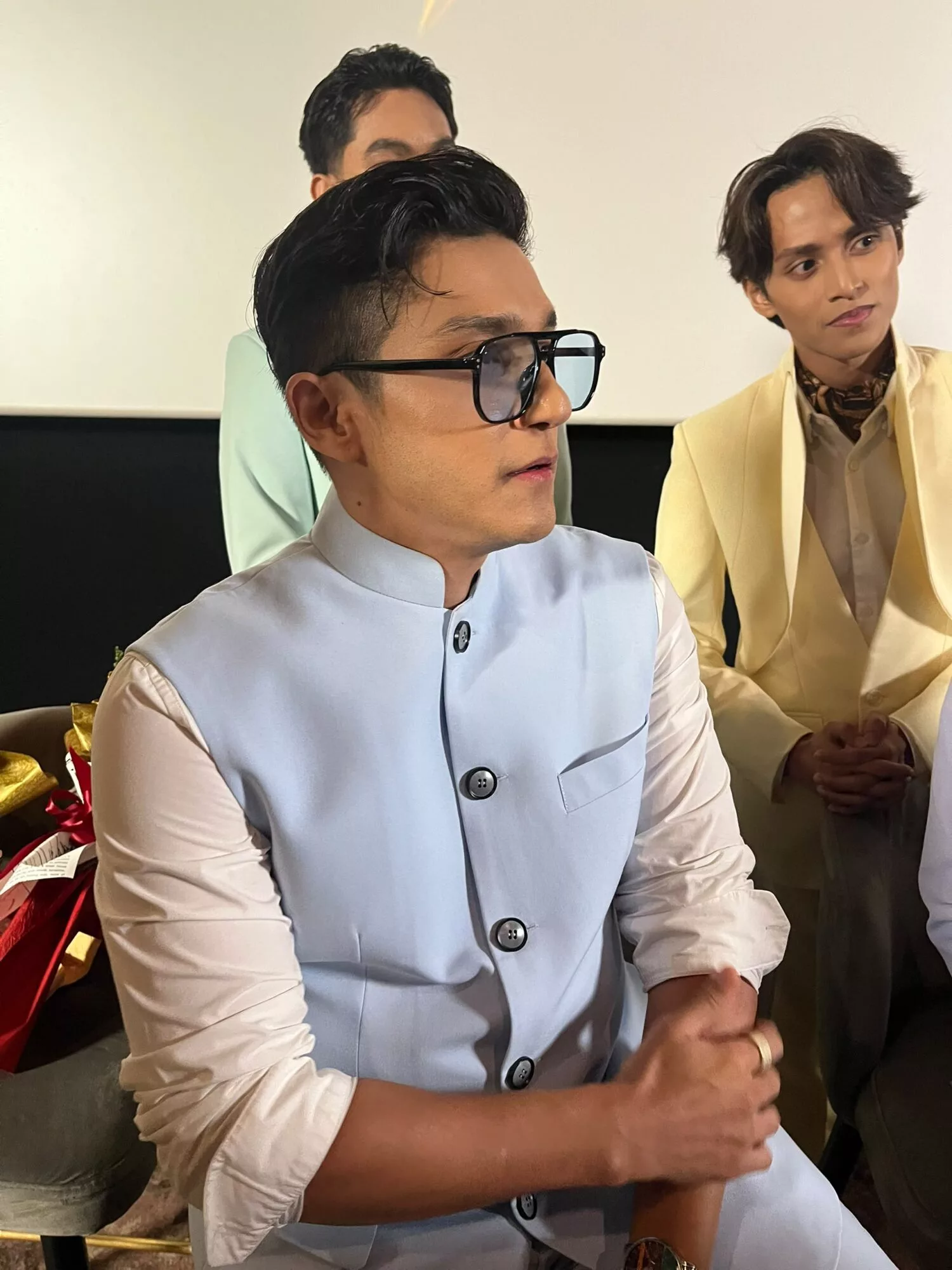 “Saya Hanya Cuba Untuk Jadi Manusia Yang Lebih Baik,” - Isa Khan Tak Selesa Istilah ‘Hijrah’, Mahu Terus Kongsi Kebaikan 12 “Saya Hanya Cuba Untuk Jadi Manusia Yang Lebih Baik,” - Isa Khan Tak Selesa Istilah ‘Hijrah’, Mahu Terus Kongsi Kebaikan