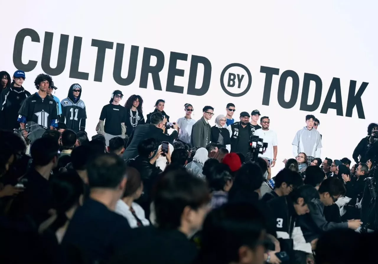 “Kami Berbesar Hati, Dia Sudi Catwalk,” - Penyertaan Sulung Todak Culture Di KLFW 2026, Tiada Istilah Tunggang Populariti Ashraf Anuar