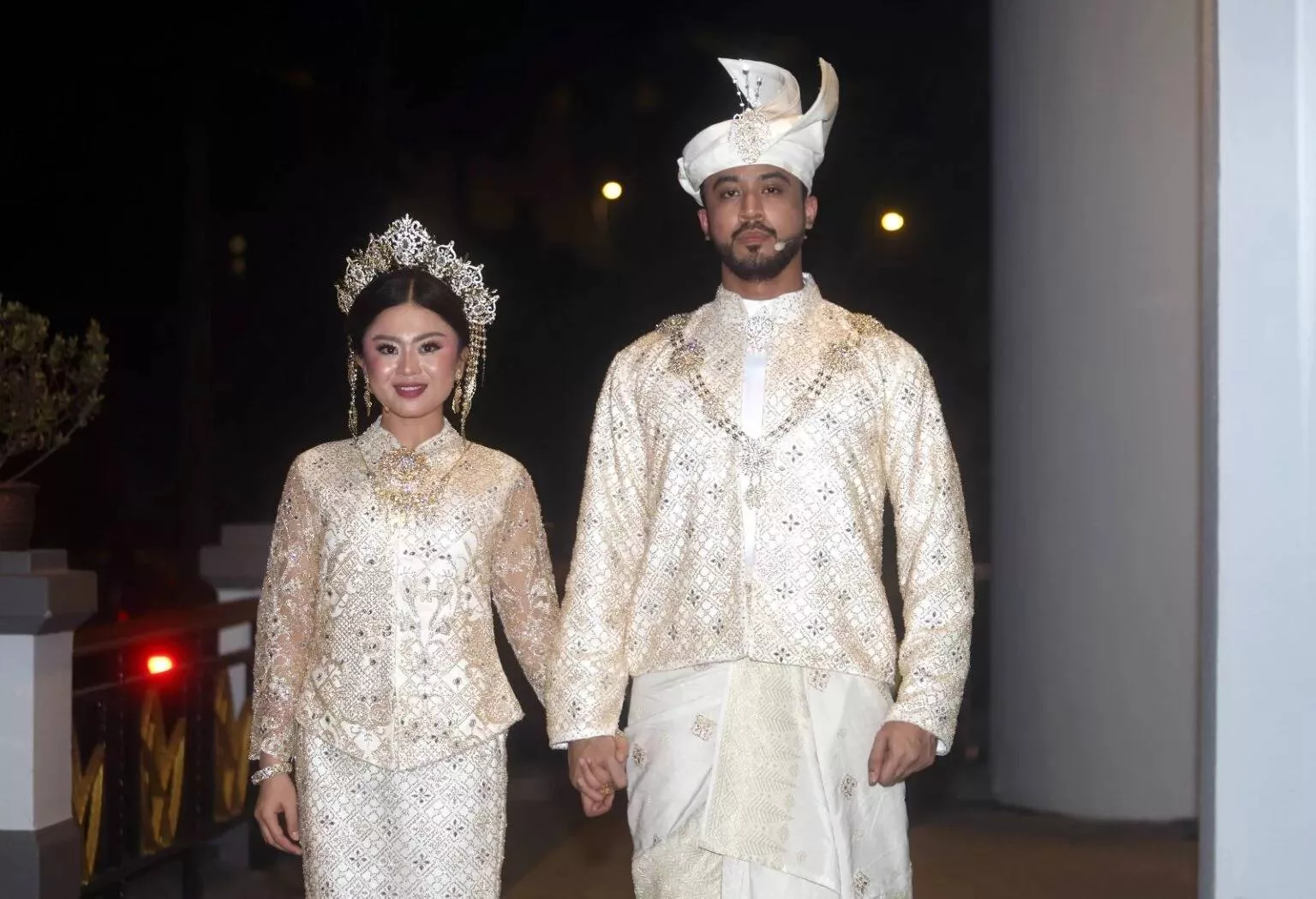 Aliff Aziz Enggan Layan Khabar Angin Dengan Melinda Dadew - “Lebih Baik Saya Luangkan Masa Untuk Fokus, Perbaiki Peranan Sebagai Sultan Mansur.”