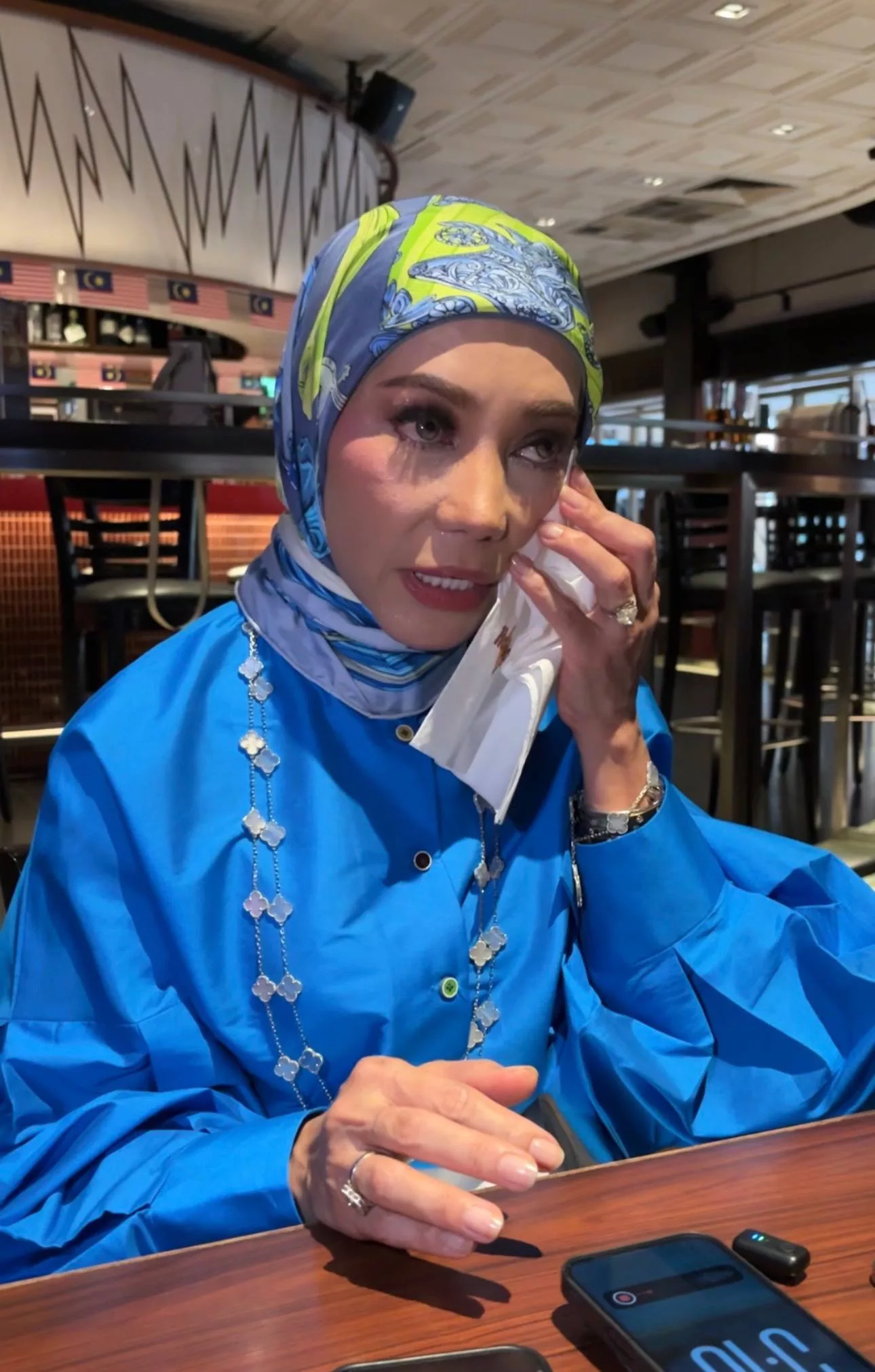 Selepas 10 Tahun Memujuk, A. Aida Syukur Azeva Akhirnya Terbuka Hati Terjun Bidang Seni - “Saya Boleh Tutup Mata Dengan Tenang.”