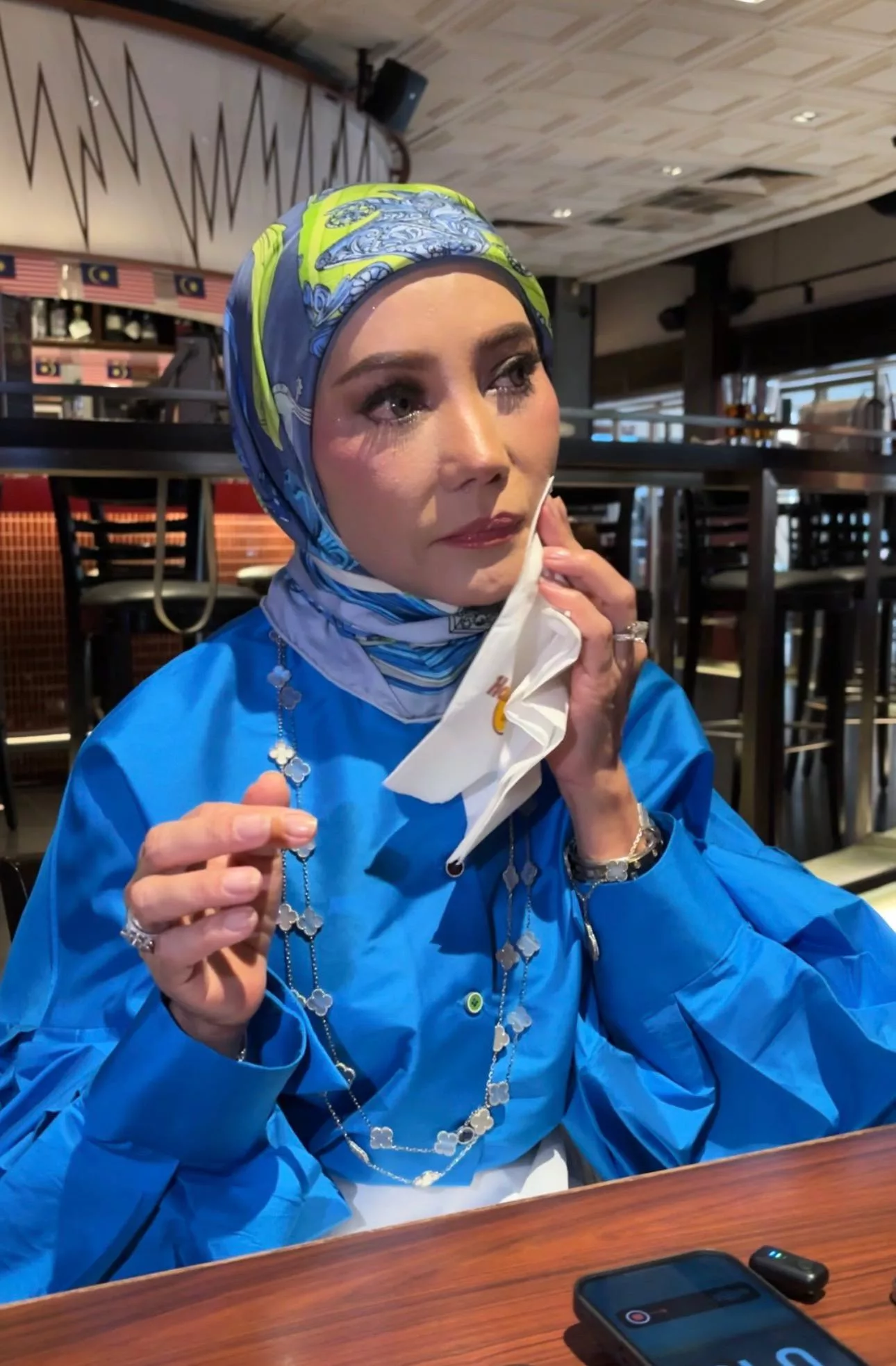 Selepas 10 Tahun Memujuk, A. Aida Syukur Azeva Akhirnya Terbuka Hati Terjun Bidang Seni - “Saya Boleh Tutup Mata Dengan Tenang.”