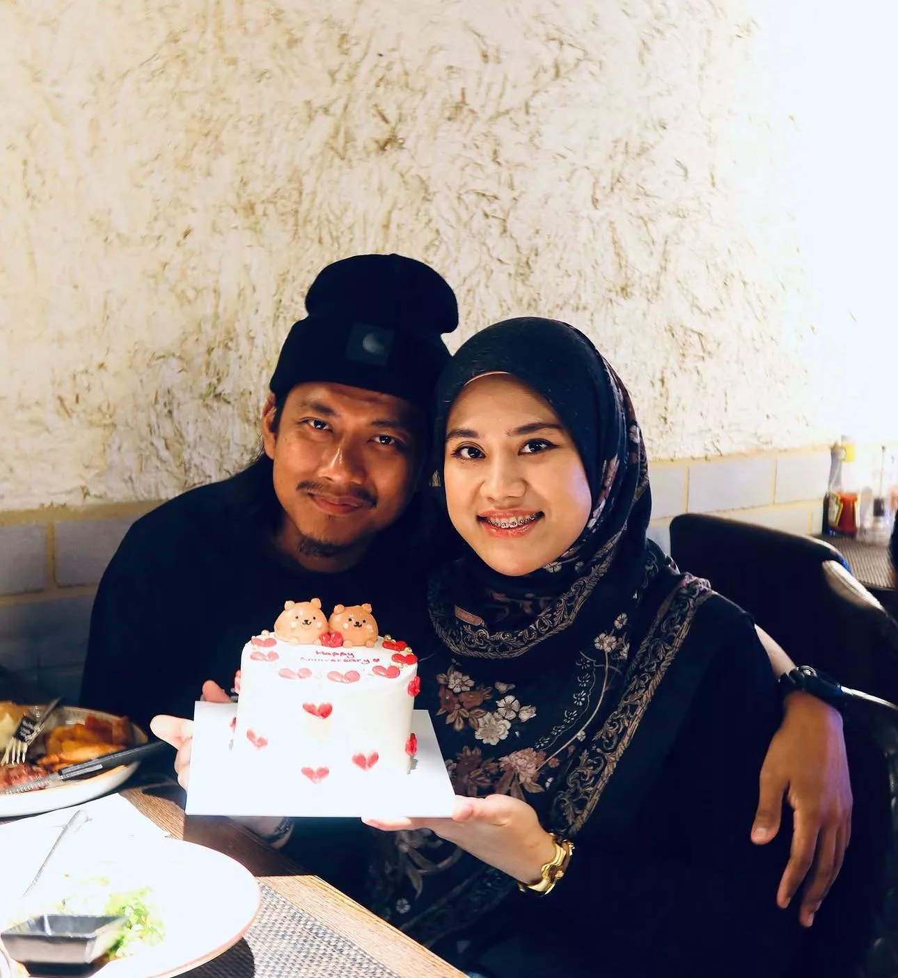 “Sakit Lagi Ibu Yang Menanggung, Saya Nak Awak Kembali Sihat,” – Isteri Keguguran Kali Kedua, Ryan Bakery Reda KetentuanNya