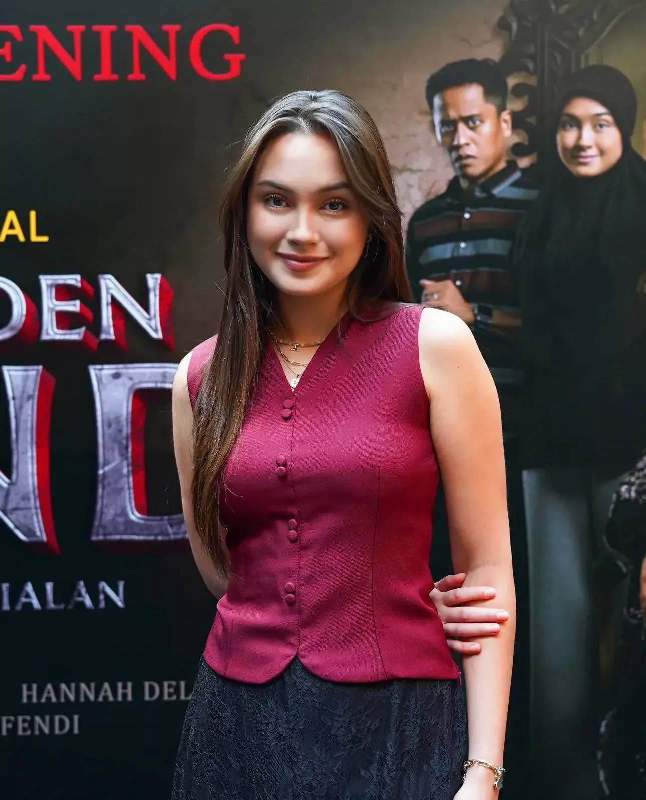 Caitlin Halderman Simpati Keadaan Jerebu, Harap Berakhir Segera - “Saya Sangat Sedih Kejadian Itu Masih Berlaku.” 2 Caitlin Halderman Simpati Keadaan Jerebu, Harap Berakhir Segera - “Saya Sangat Sedih Kejadian Itu Masih Berlaku.”