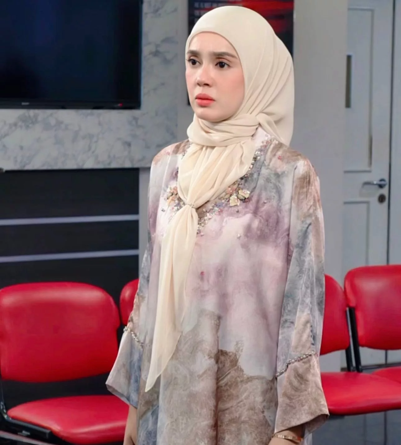 “Ada Hari Kena Menangis, Dipukul & Diheret…,” - Uqasha Senrose Dedah Cabaran Berat Jayakan ‘Madu Atau Racun’, Akui Emosi Tercabar