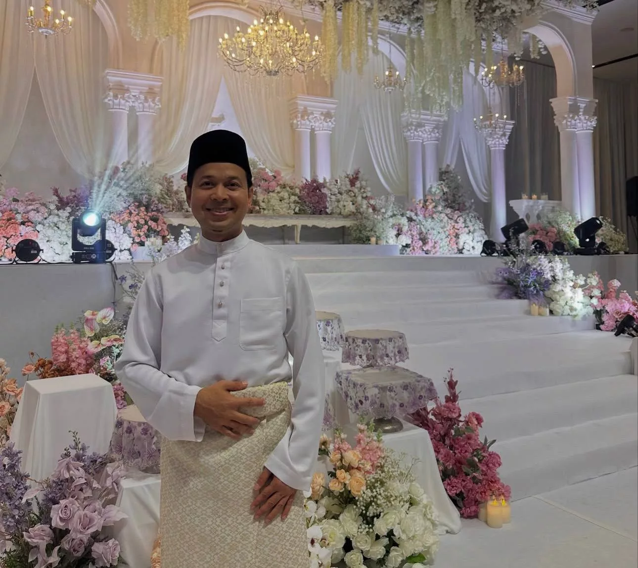 “Sebaik Ucap ‘Sekian, Terima Kasih’, Skrip Itu Terus Dirampas,” - Fedtri Yahya Kongsi Pengalaman Awal Jadi Emcee Majlis Kahwin, Tak Mahu Kedekut Ilmu