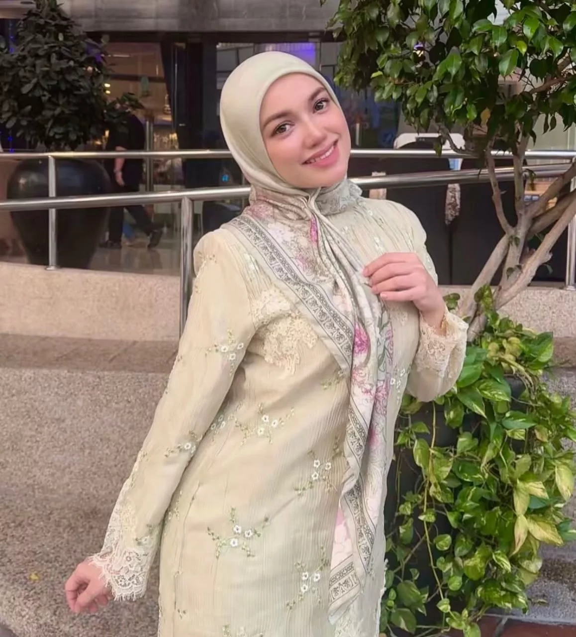 "Jangan Masuk Campur Kalau Tak Tahu Konteks," - Puteri Sarah Ulas Gurau Jet Peribadi, Minta Netizen Jangan Terlalu Serius 7 "Jangan Masuk Campur Kalau Tak Tahu Konteks," - Puteri Sarah Ulas Gurau Jet Peribadi, Minta Netizen Jangan Terlalu Serius