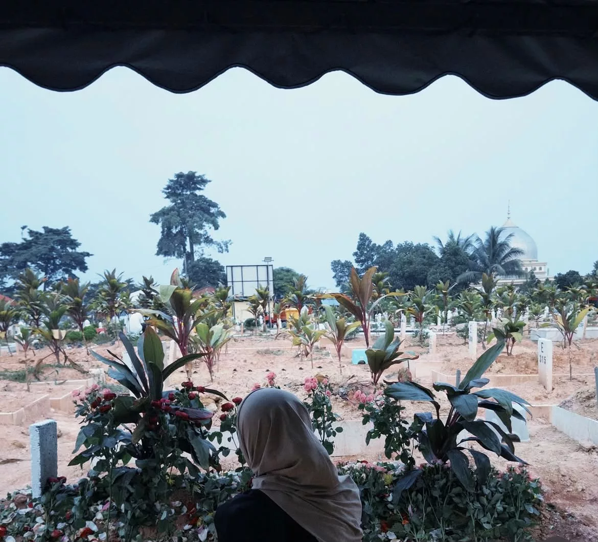 Elfira Loy Kehilangan ‘Segalanya’, Reda Pemergian Allahyarhamah Ibu - “Siapa Lagi Yang Boleh Faham Kakak Selain Mama?” 3 Elfira Loy Kehilangan ‘Segalanya’, Reda Pemergian Allahyarhamah Ibu - “Siapa Lagi Yang Boleh Faham Kakak Selain Mama?”