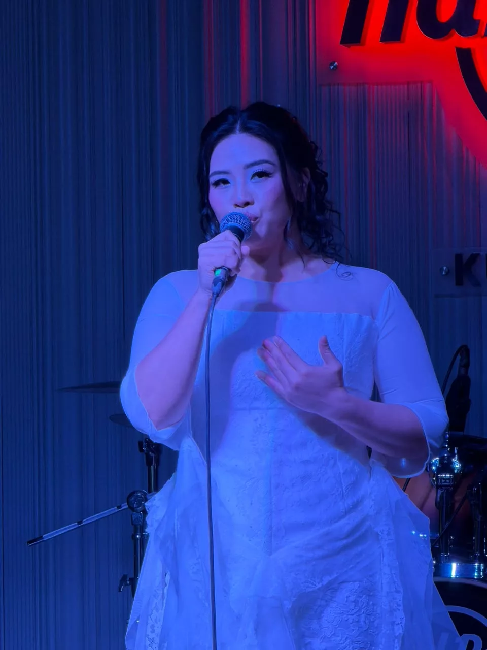 “Sakit Apabila Ada Yang Kata Saya Gemuk…,” - Emma Suhaimi Turun 16Kg Dalam 6 Bulan, Buat ‘Comeback’ Lancar ‘Tersakiti’ 2 “Sakit Apabila Ada Yang Kata Saya Gemuk…,” - Emma Suhaimi Turun 16Kg Dalam 6 Bulan, Buat ‘Comeback’ Lancar ‘Tersakiti’