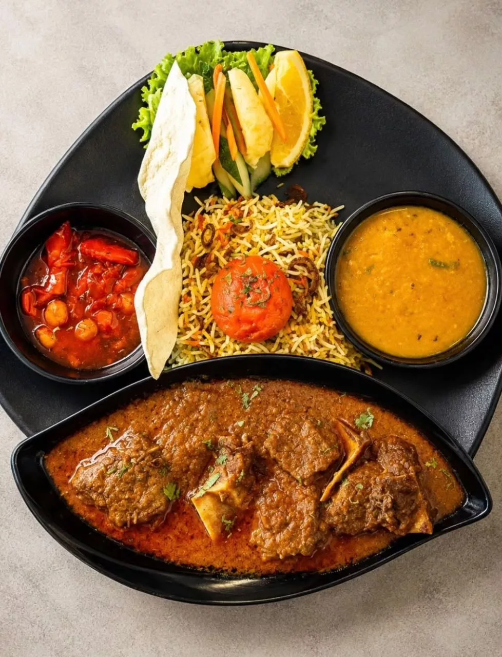 Bukan Mi Kolok Je! Kuching Pun Ada Port Nasi Kandar Untuk Peminat Makanan Mamak 4 Bukan Mi Kolok Je! Kuching Pun Ada Port Nasi Kandar Untuk Peminat Makanan Mamak