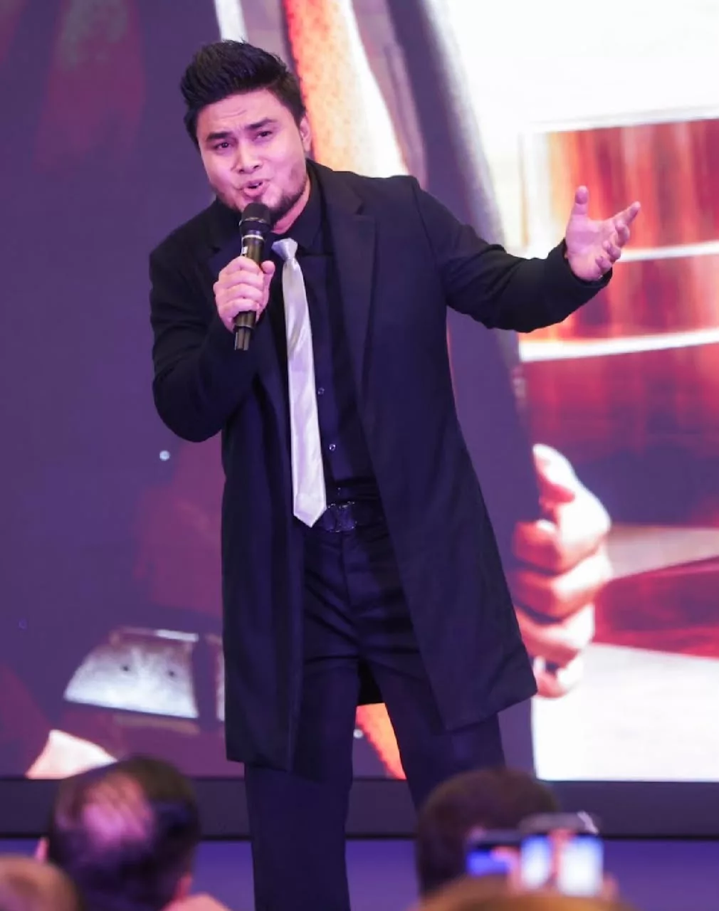 Shahir Zawawi ‘Hilang’ 12KG Sebelum GV Fantasia, Berat Badan Pernah Cecah 100KG! – “Saya Diet Agak ‘Hardcore’ Juga.”