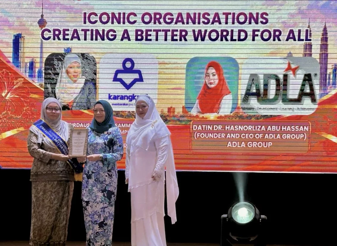 Karangkraf Terima Pengiktirafan Antarabangsa, Raih ‘Anugerah Organisasi Ikonik’ Selepas 48 Tahun Dalam Industri