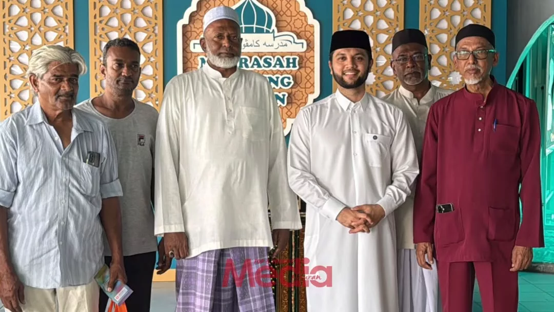 PU Riz Kagum Usaha KESUMA - “Kita Doakan Semua Tak Kira Bangsa, Memperoleh Satu Kekuatan Ilmu Yang Tertinggi, Insya-Allah.”