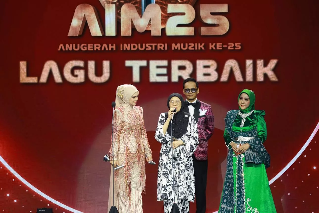 Siti Nurhaliza Kagumi Kehebatan Habsah Hassan, Sering Hasilkan Karya Dekat Dengan Jiwa - “Ketika Sampaikan Lagu Ini, Saya Berada Dalam Keadaan Sayu...”