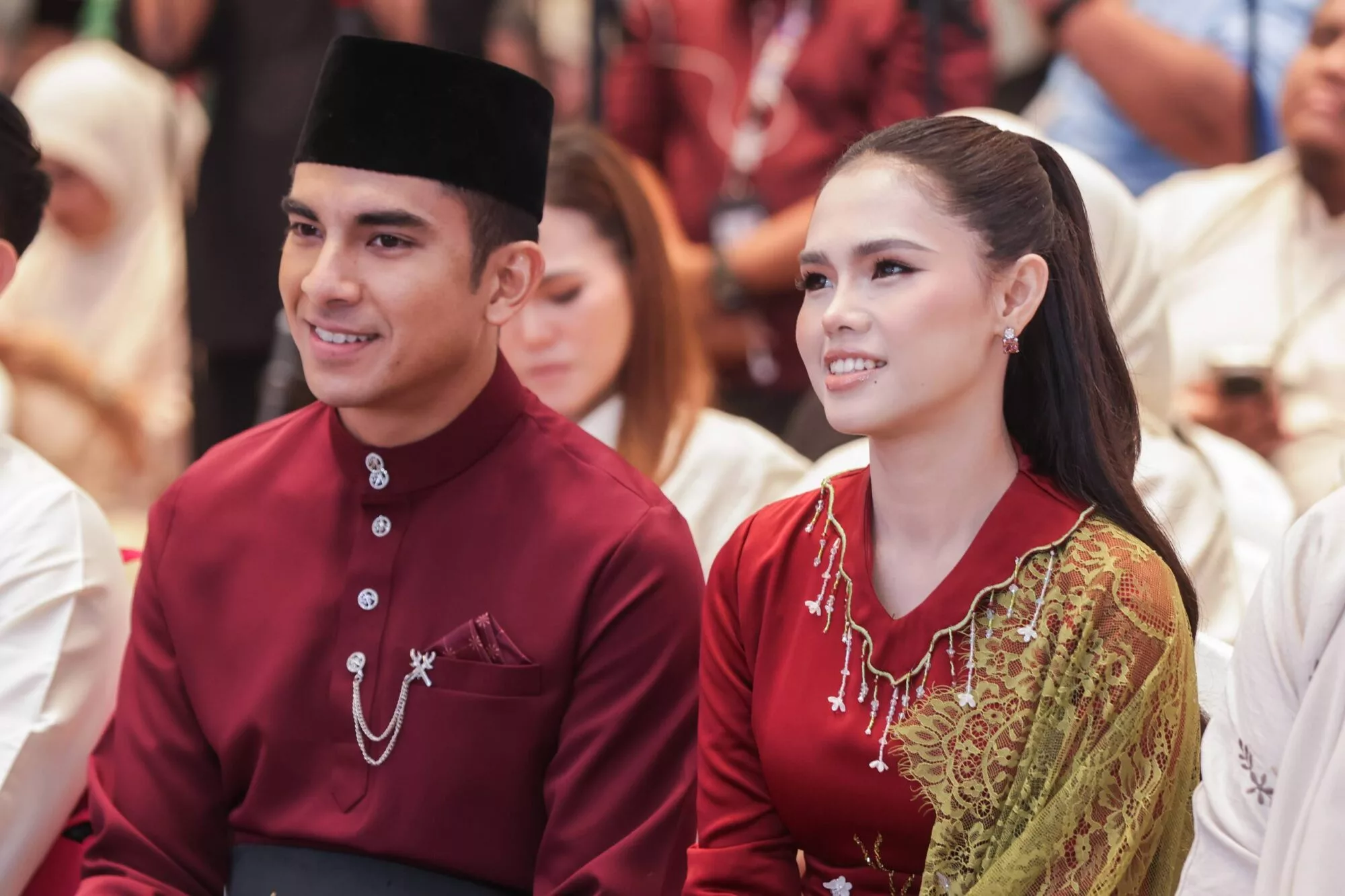 Bukan Sekadar Perjalanan Cinta Yang Romantis, ‘Walimatulurus’ Rakam Kisah Bella Astillah & Syed Saddiq… Rebut Hadiah RM1,000 Menerusi ‘Snap, Share & WIN! 8 Bukan Sekadar Perjalanan Cinta Yang Romantis, ‘Walimatulurus’ Rakam Kisah Bella Astillah & Syed Saddiq… Rebut Hadiah RM1,000 Menerusi ‘Snap, Share & WIN!