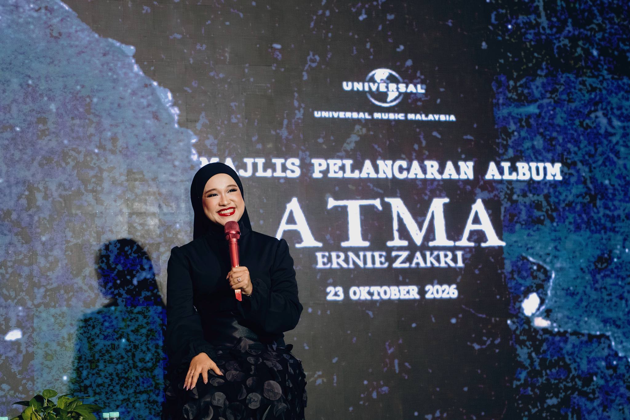 Ernie Zakri Dedah Sebab ATMA Hanya Ada 7 Lagu, Setiap Satu Ada Cerita…Tampil Lebih Gelap & Sarat Emosi 3 Ernie Zakri Dedah Sebab ATMA Hanya Ada 7 Lagu, Setiap Satu Ada Cerita…Tampil Lebih Gelap & Sarat Emosi